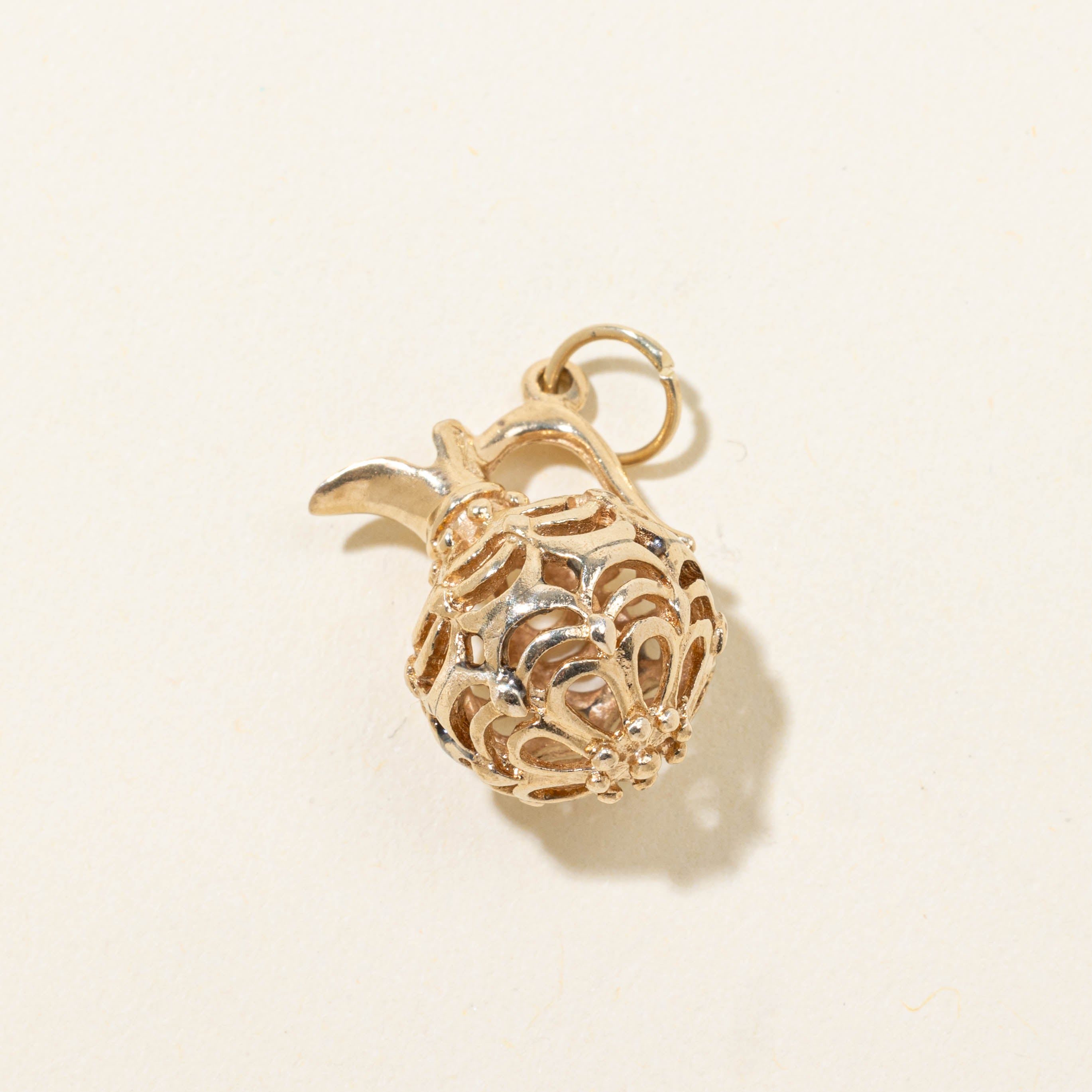 14k Openwork Carafe Charm