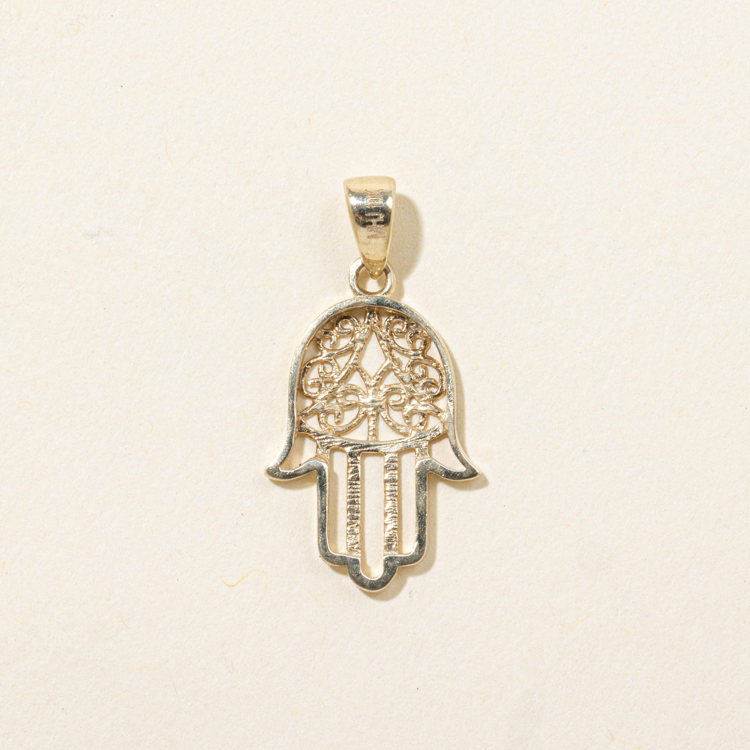 10k Hamsa Filigree Pendant