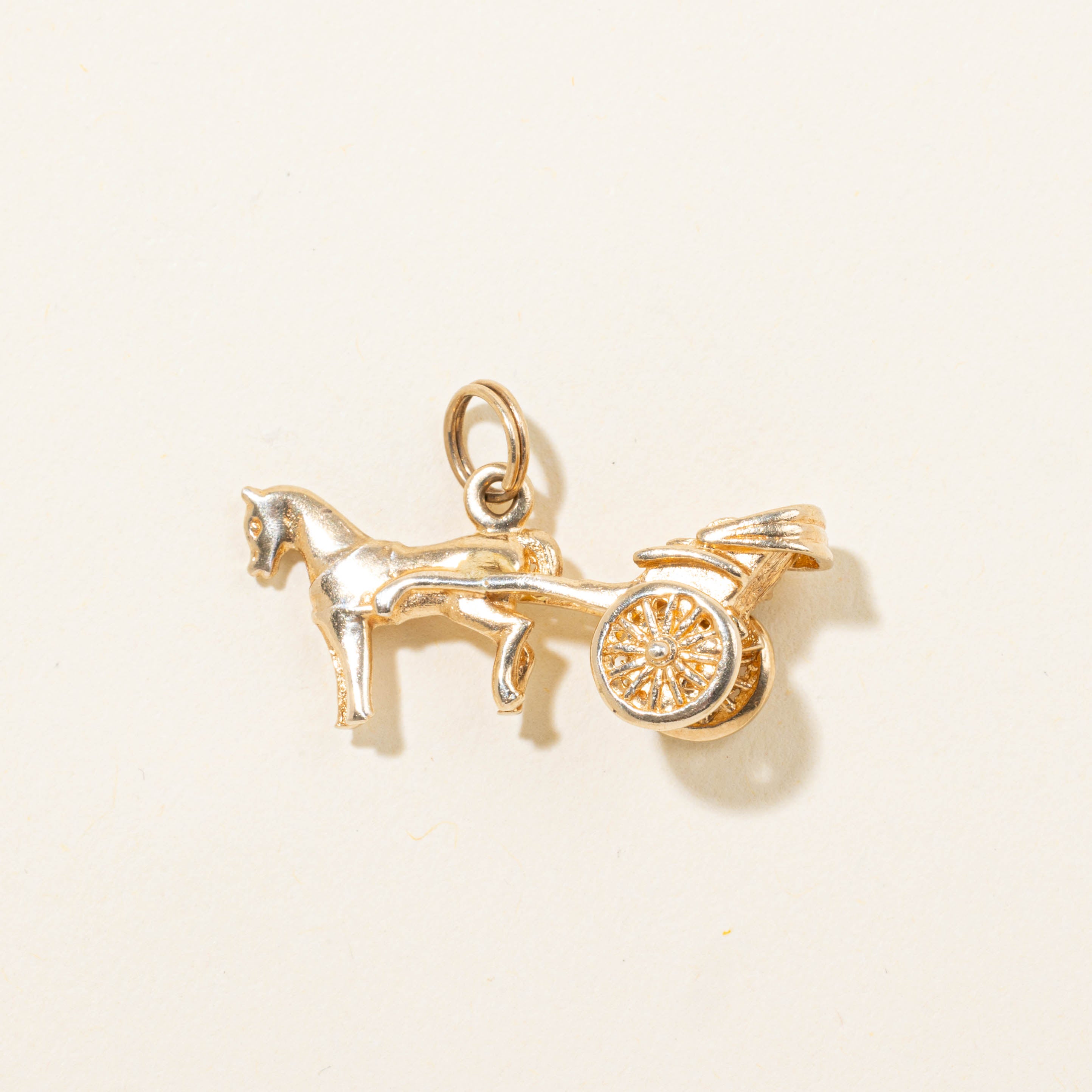 10k Horse & Carriage Charm