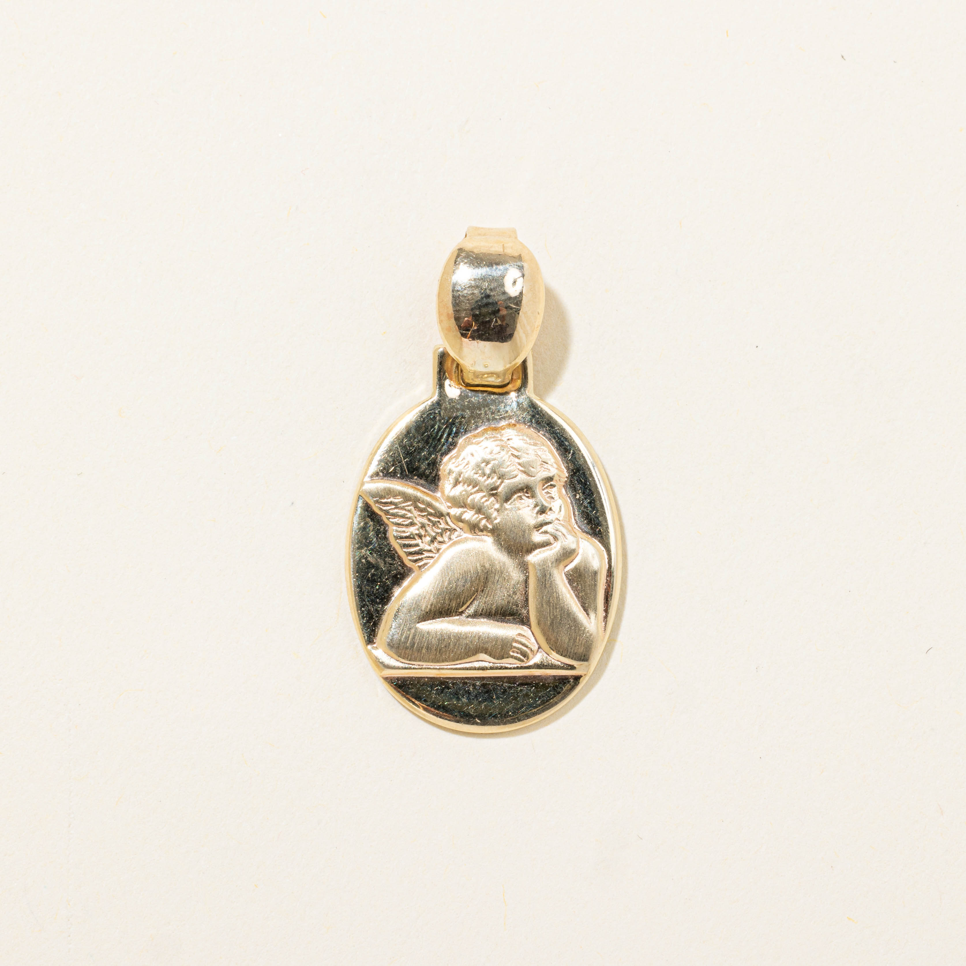 14k Cherub Embossed Pendant