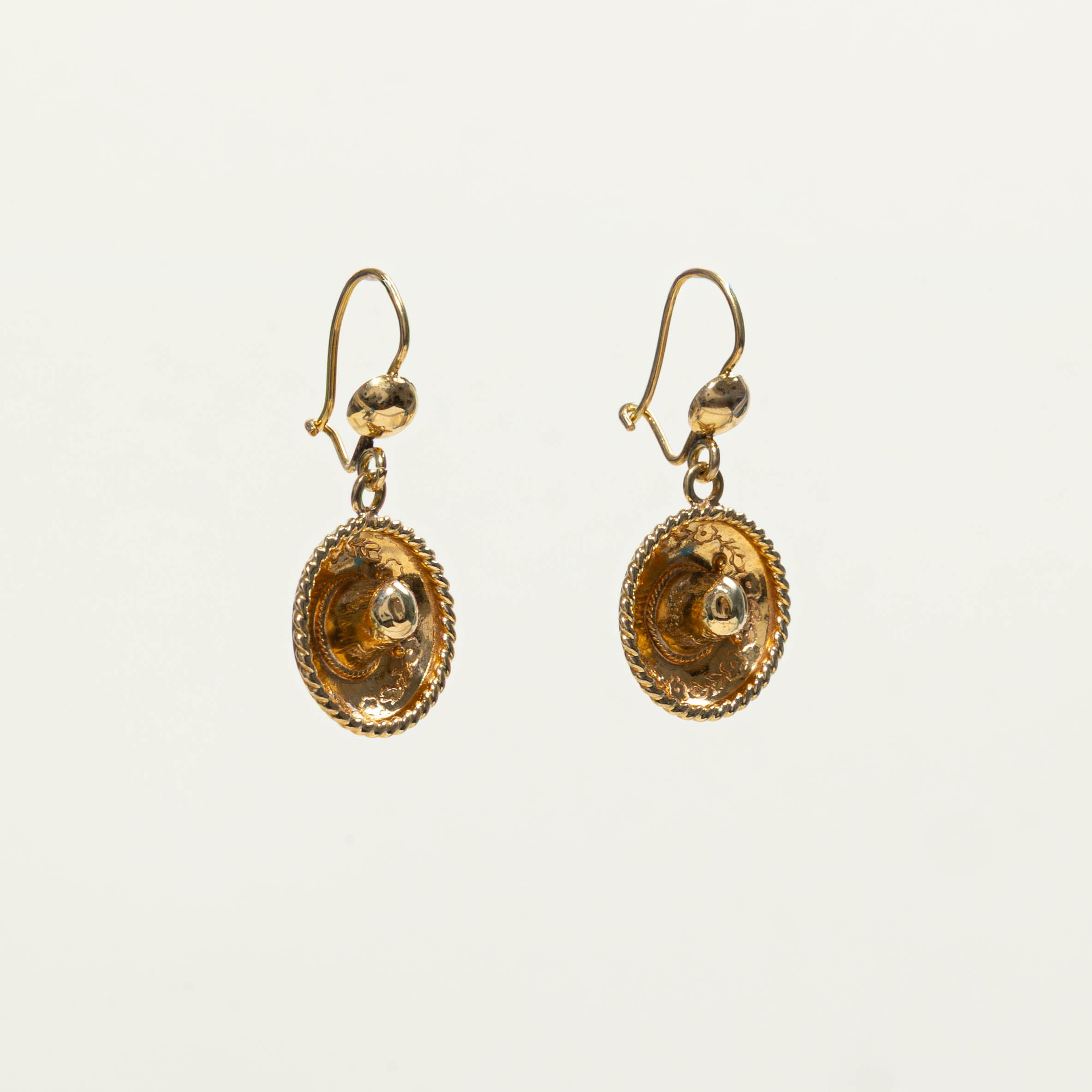 14k Engraved Sombrero Drop Earrings