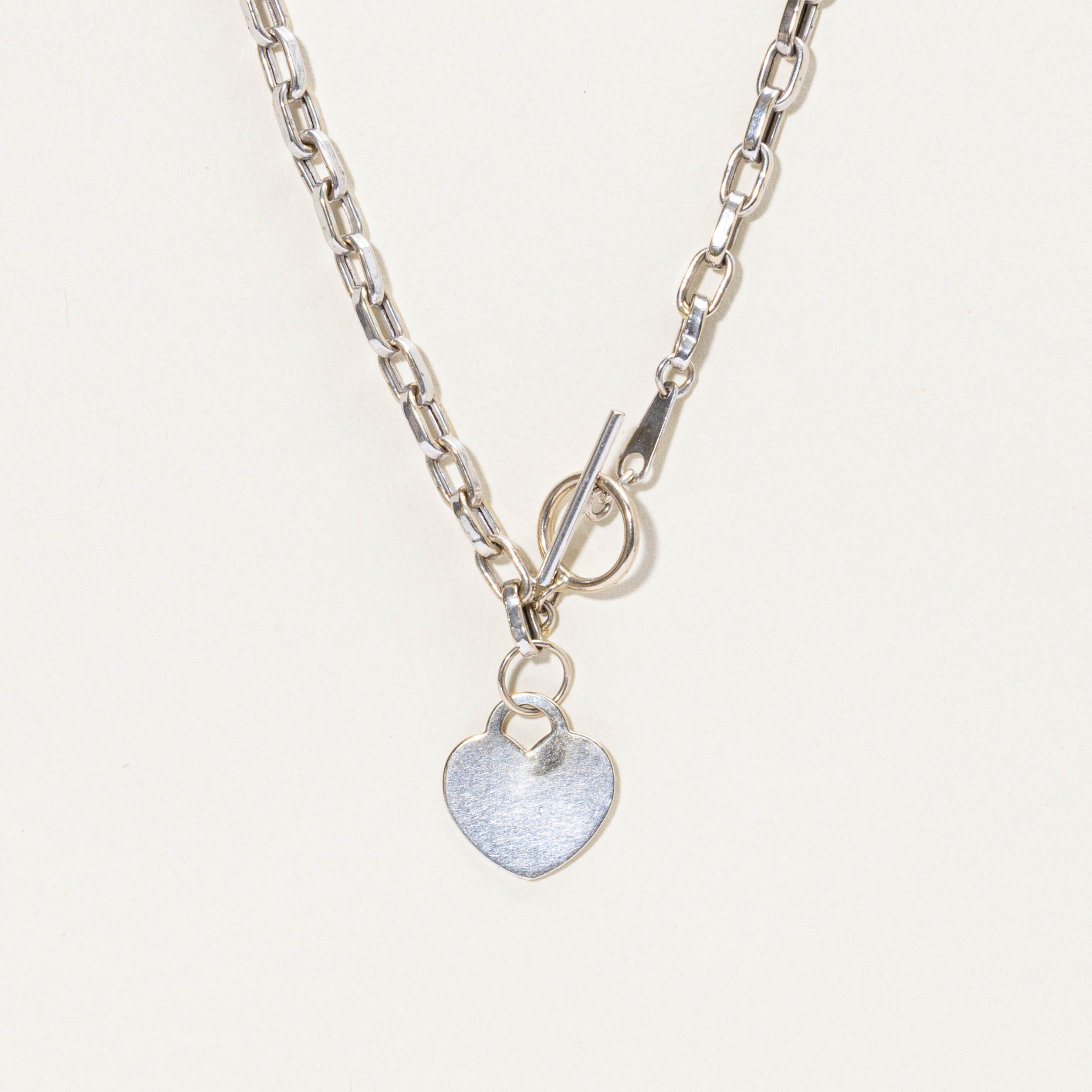 10k Heart Charm Toogle Clasp Necklace | 18"