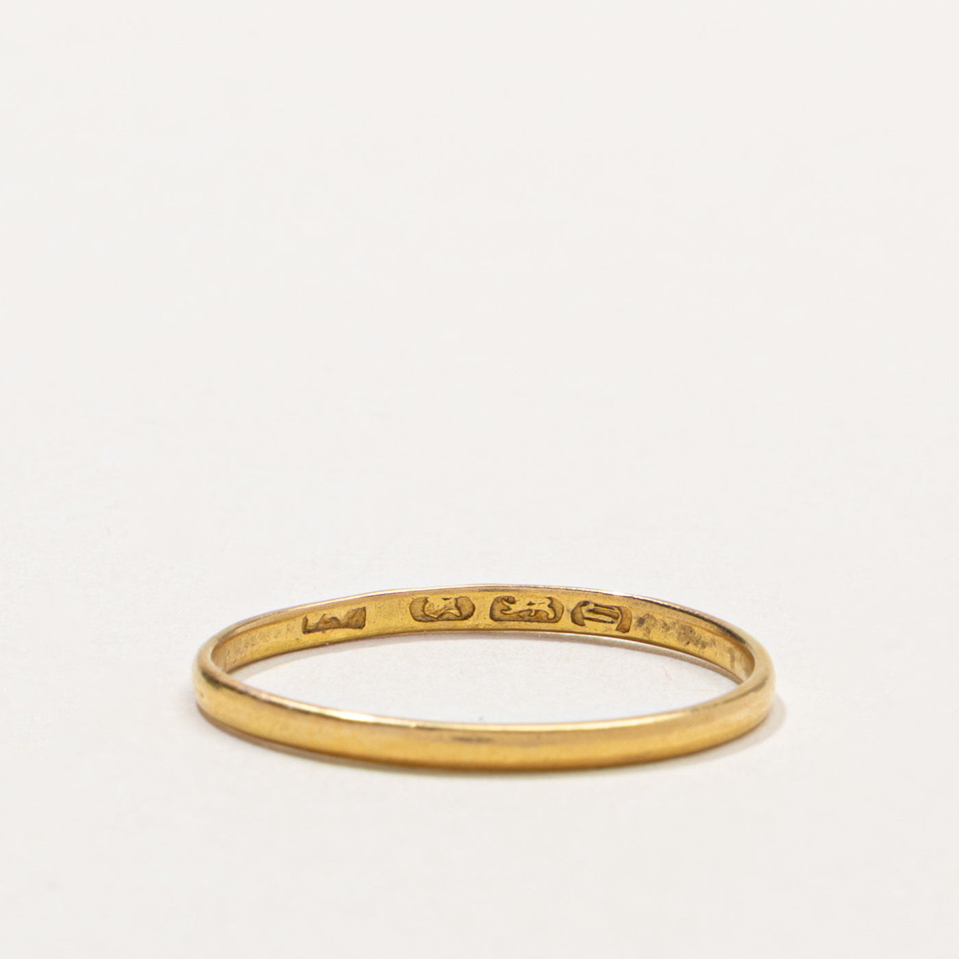 1841 Chester UK Yellow Gold Band | 1.70mm | SZ 8