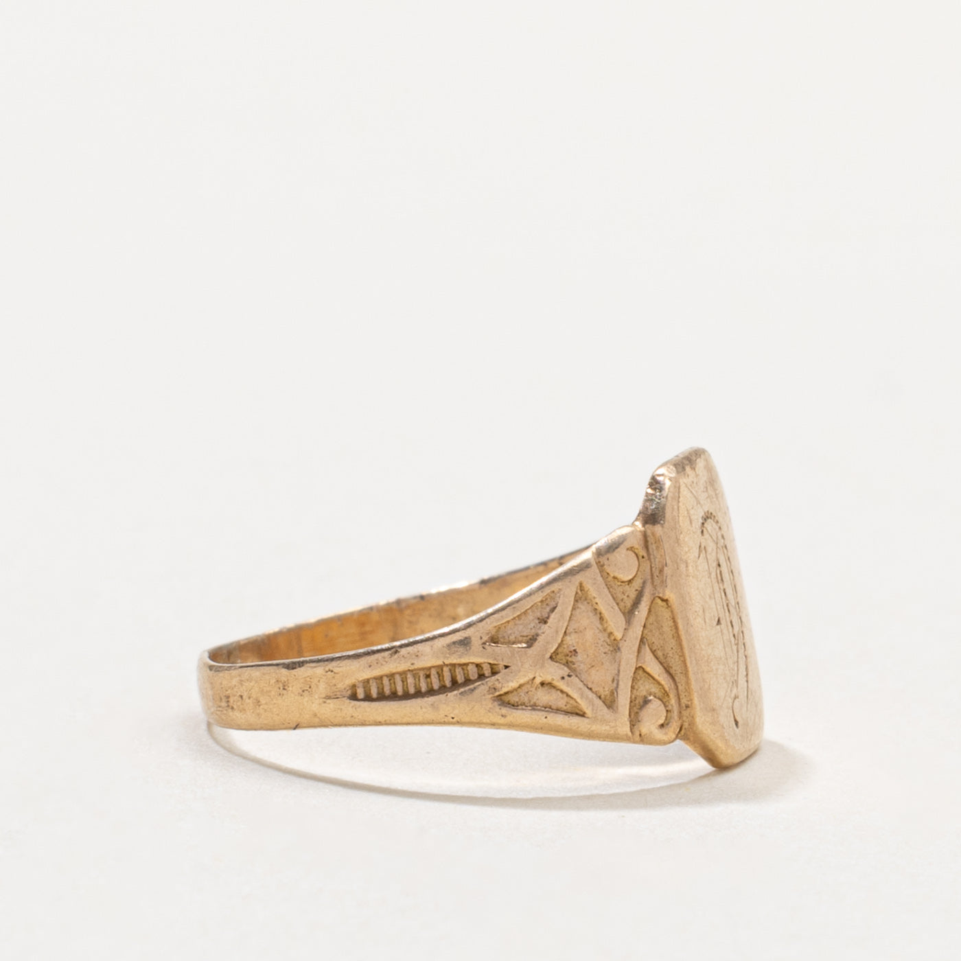 10k Antique “C" Initialized Ring | SZ 4.5