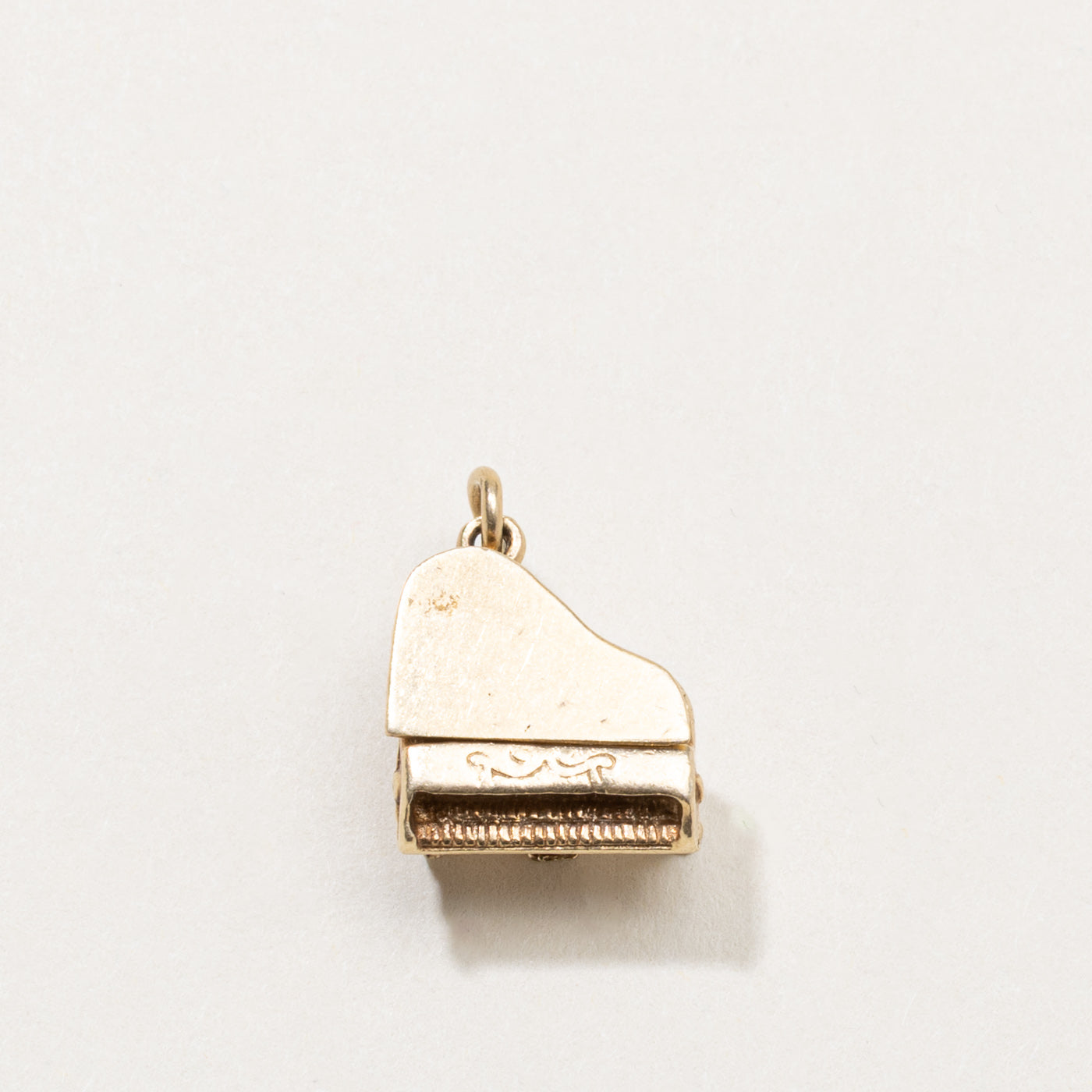 14k Piano Charm