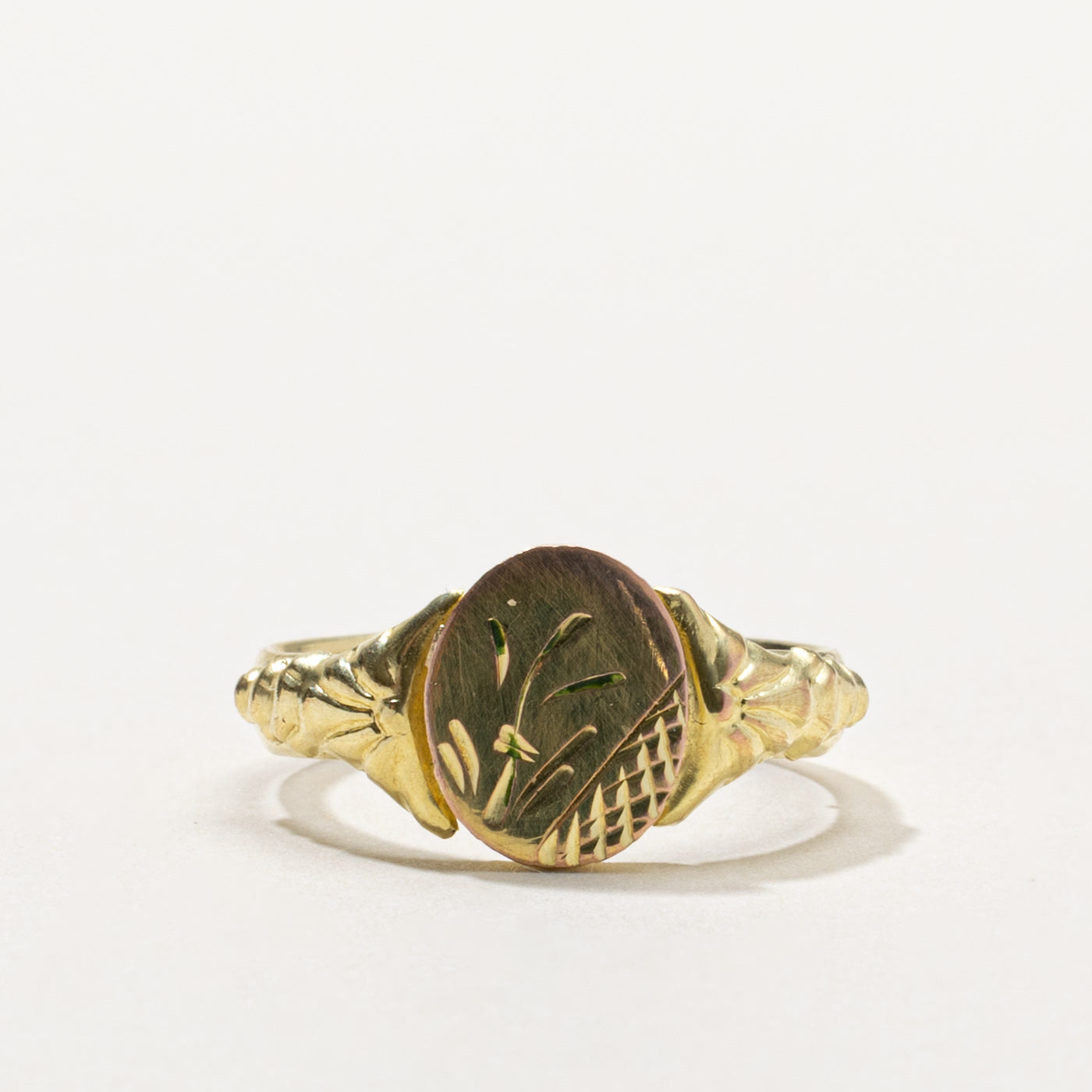 9k Engraved Grooved Signet Ring | SZ 6.5