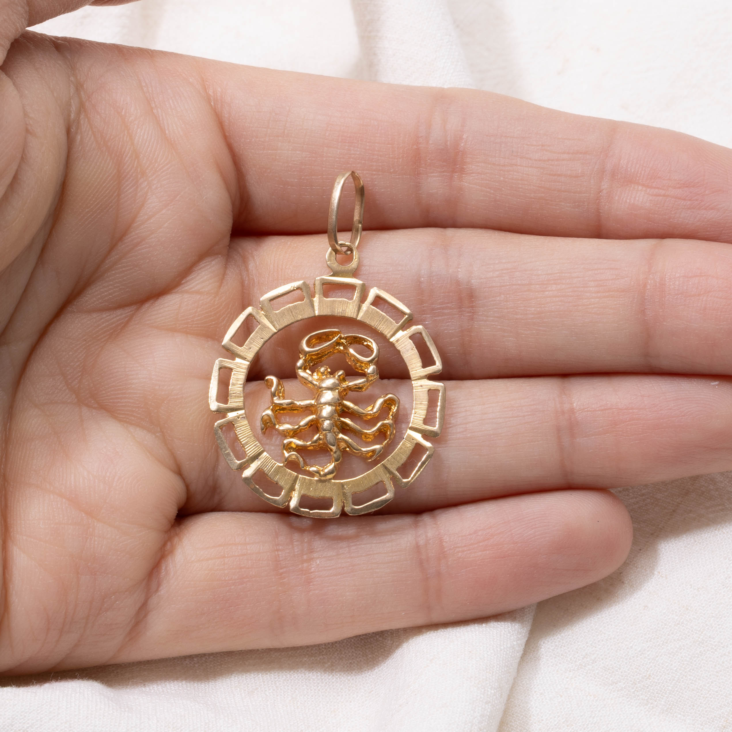10k Scorpio Zodiac Charm