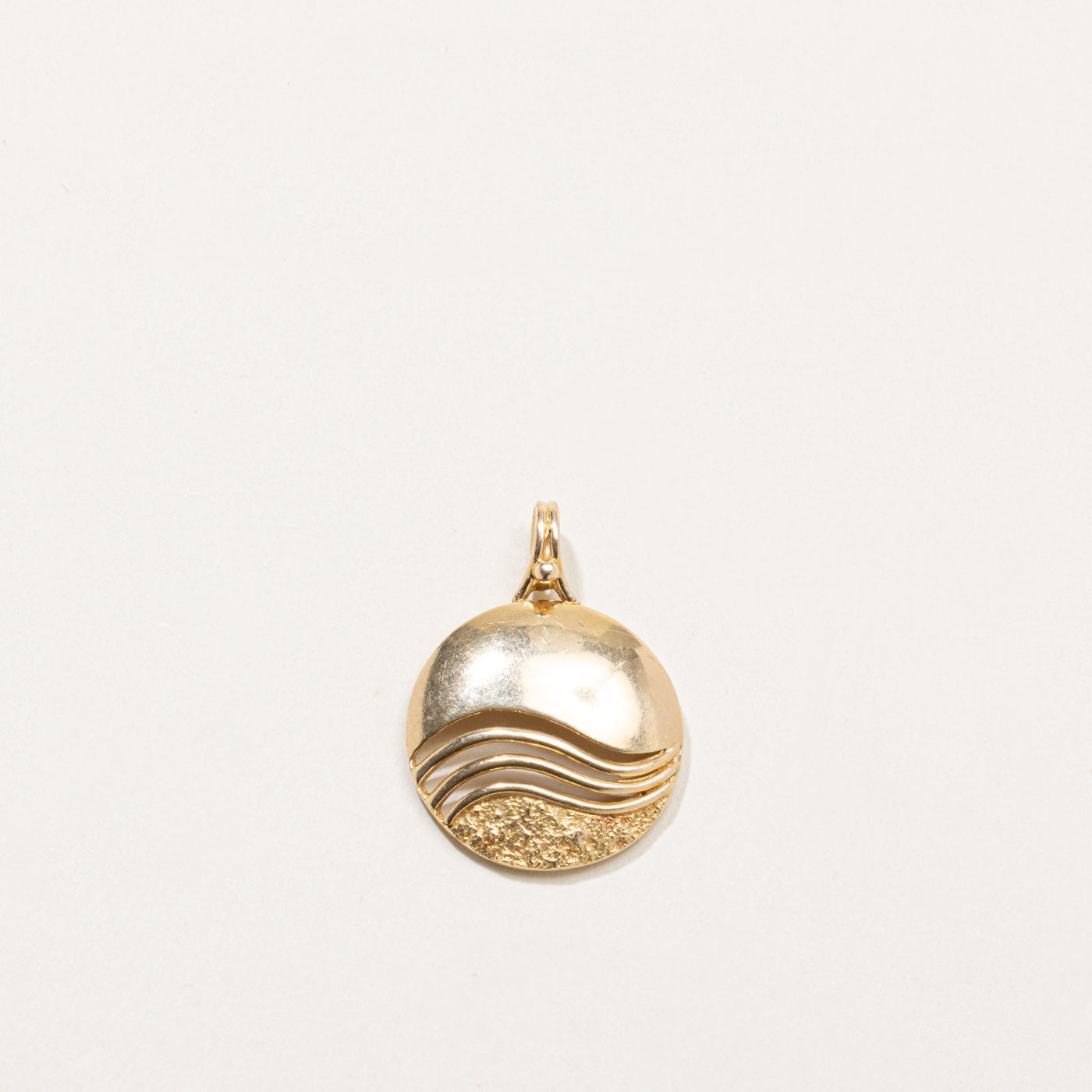 14k Wave Motif Pendant