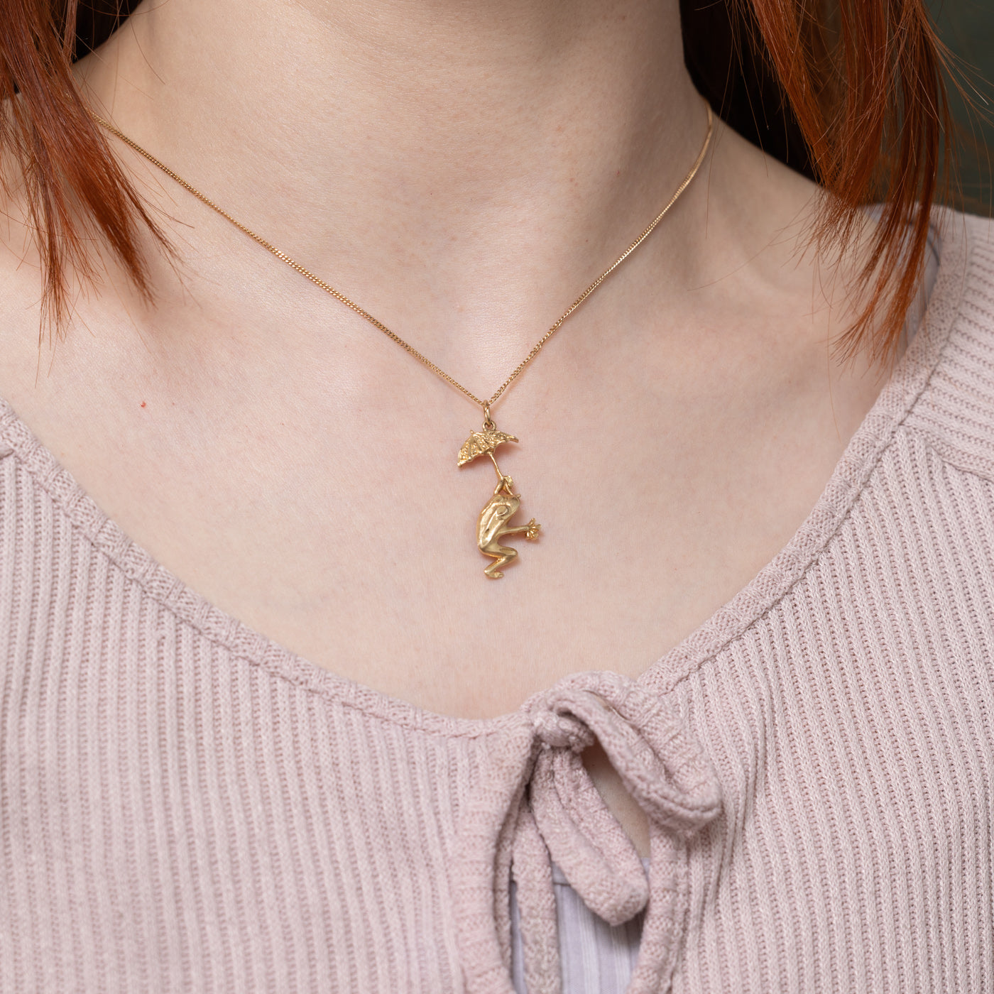 10k Frog with Umbrella Charm
