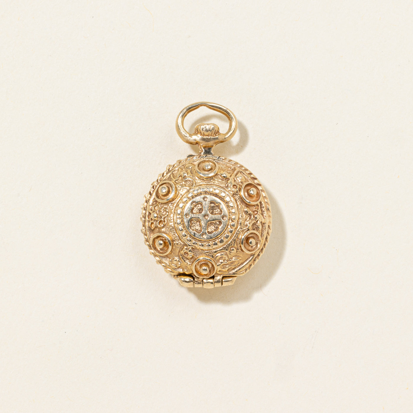 14k Ornate Locket