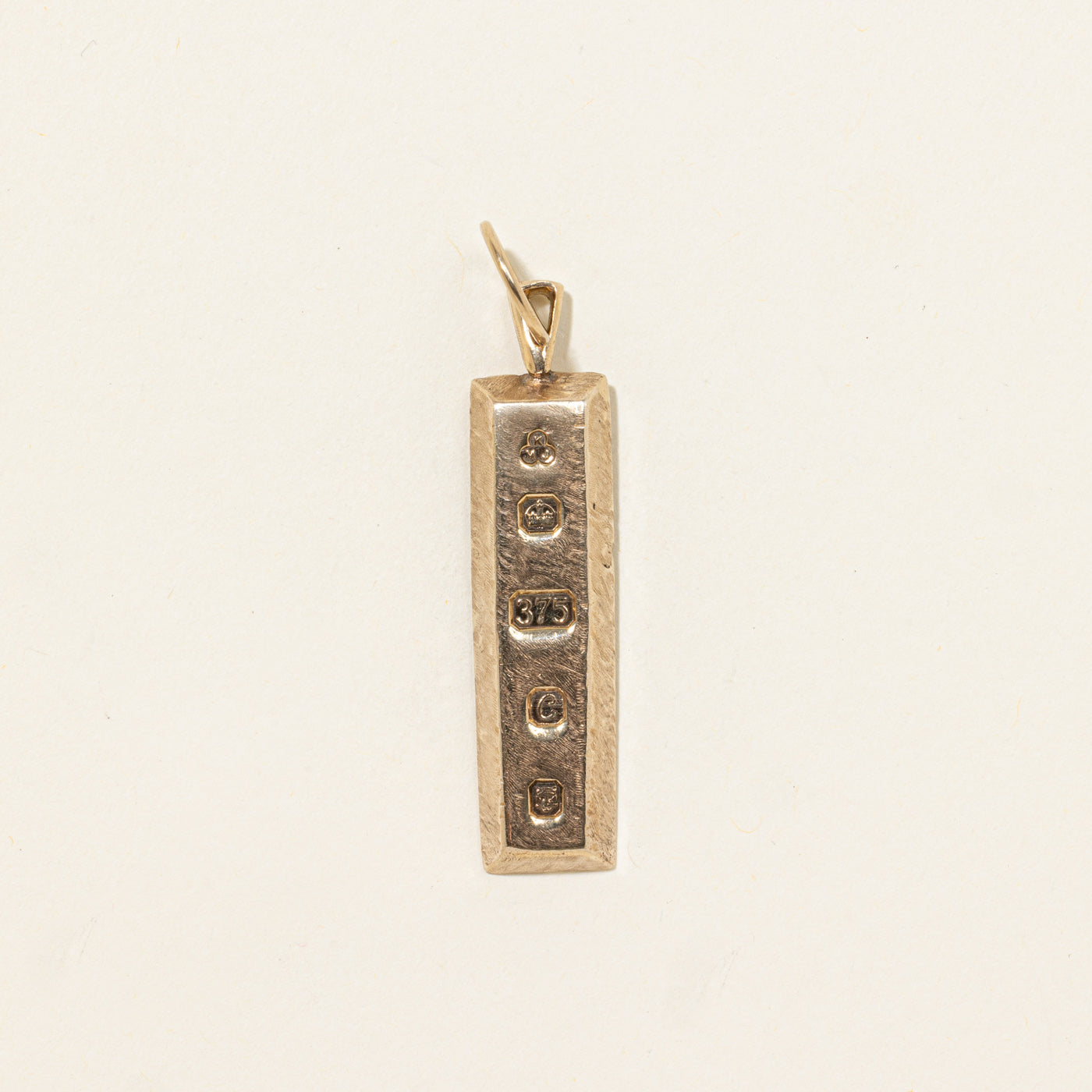 1977 London 9k Yellow Gold Bar Charm