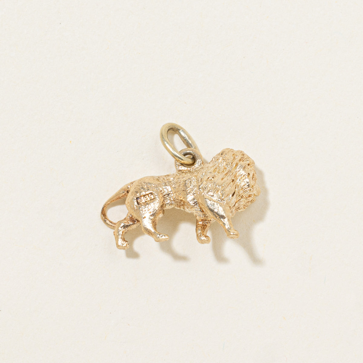 9k Lion Charm