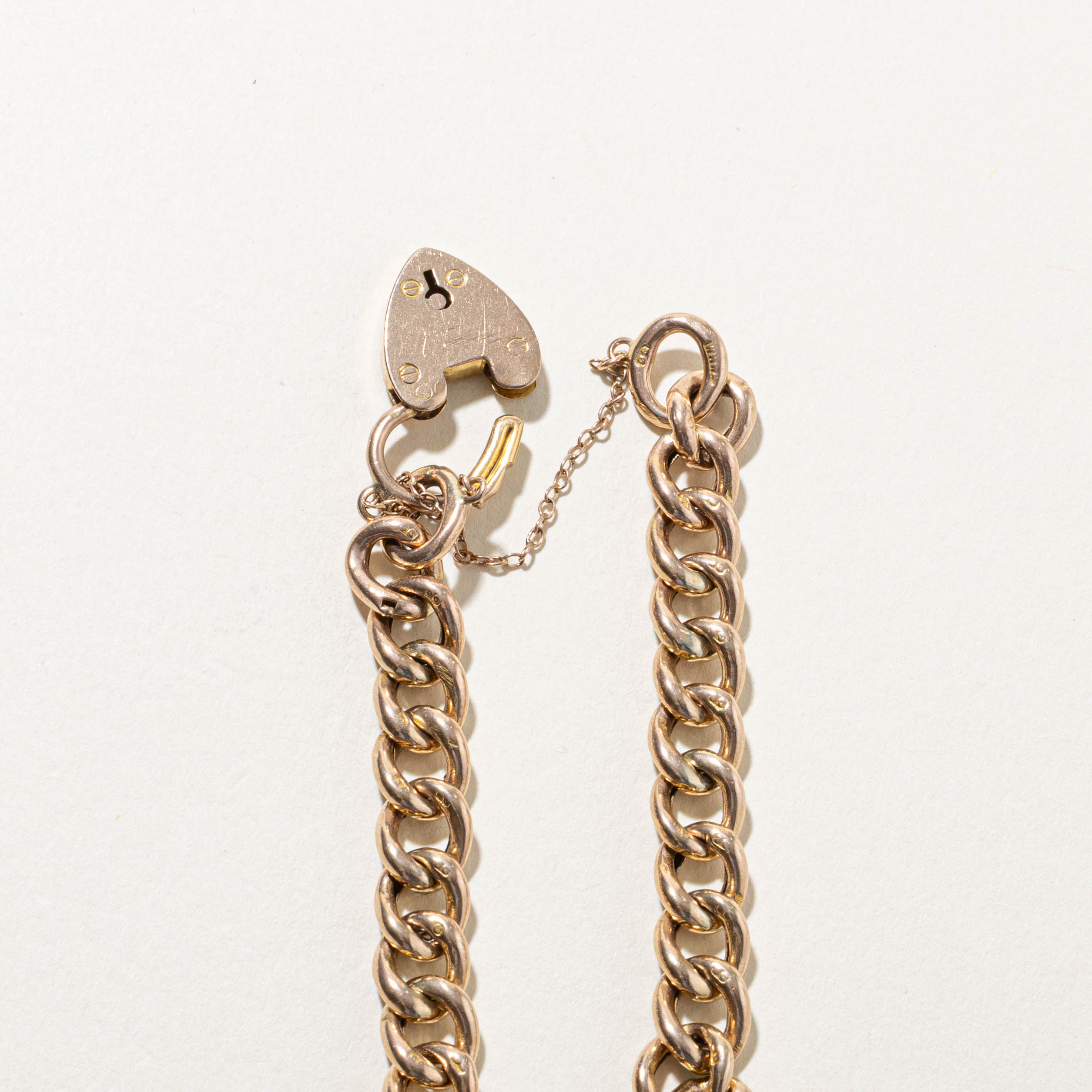 9k Heart Padlock Charm Bracelet