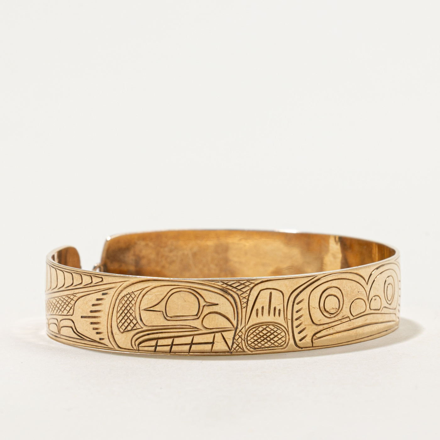 'Amos Dawson' 10k Engraved Indigenous Cuff | 10.20mm | 5.5"