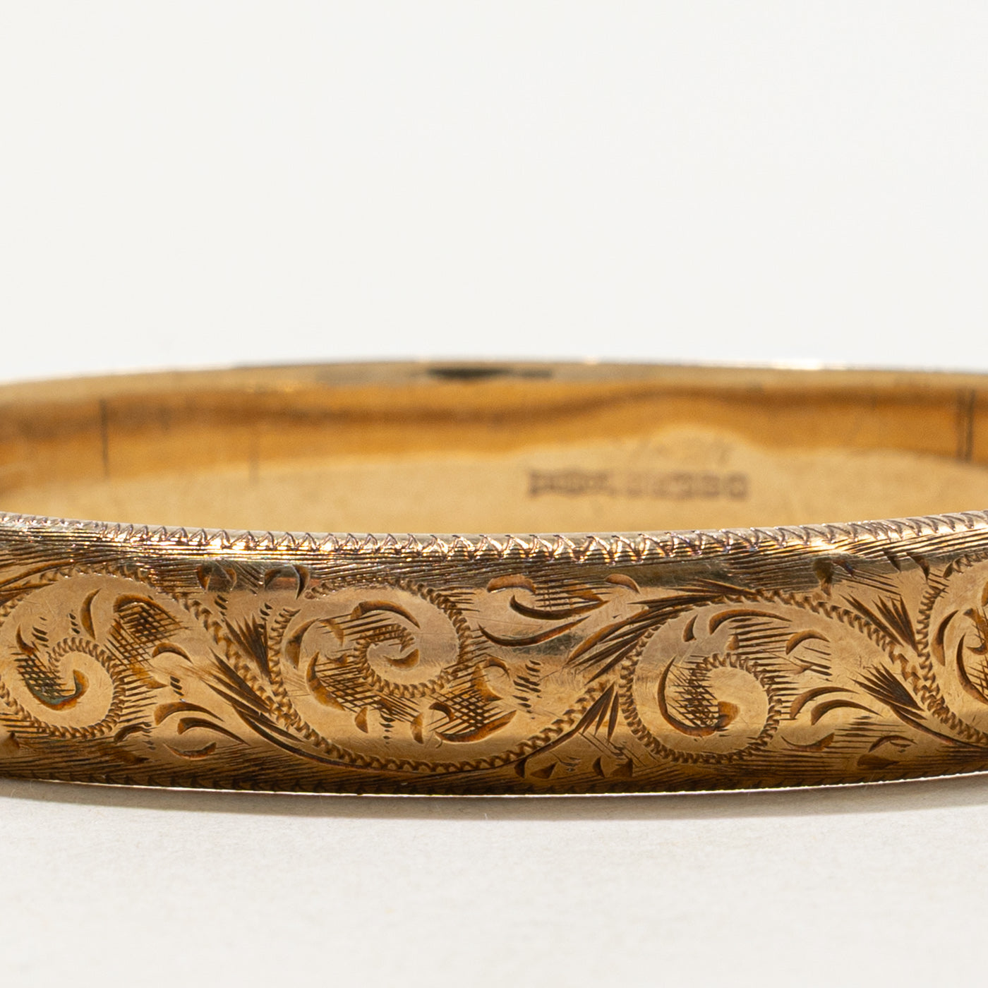 'B. Bros' 1966 Birmingham 9k  Engraved Bangle | 10.25mm | 9"