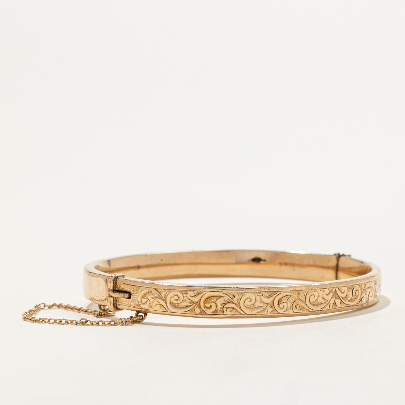 1947 Birmingham 9k Engraved Bangle | 6.40mm | 7"