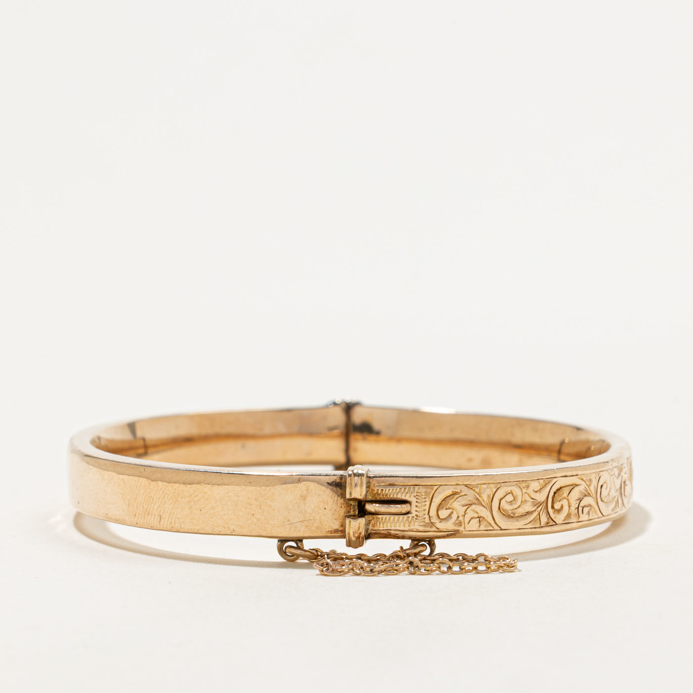 1947 Birmingham 9k Engraved Bangle | 6.40mm | 7"