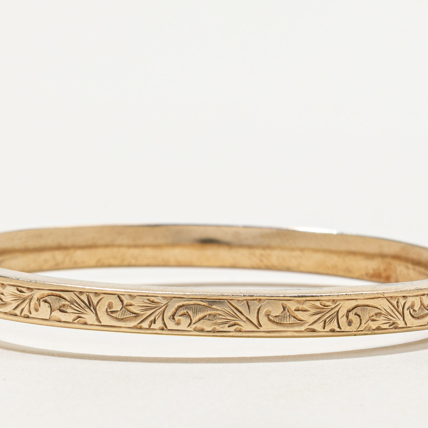 'Birks' 9k Engraved Floral Bangle | 6.40mm | 7"
