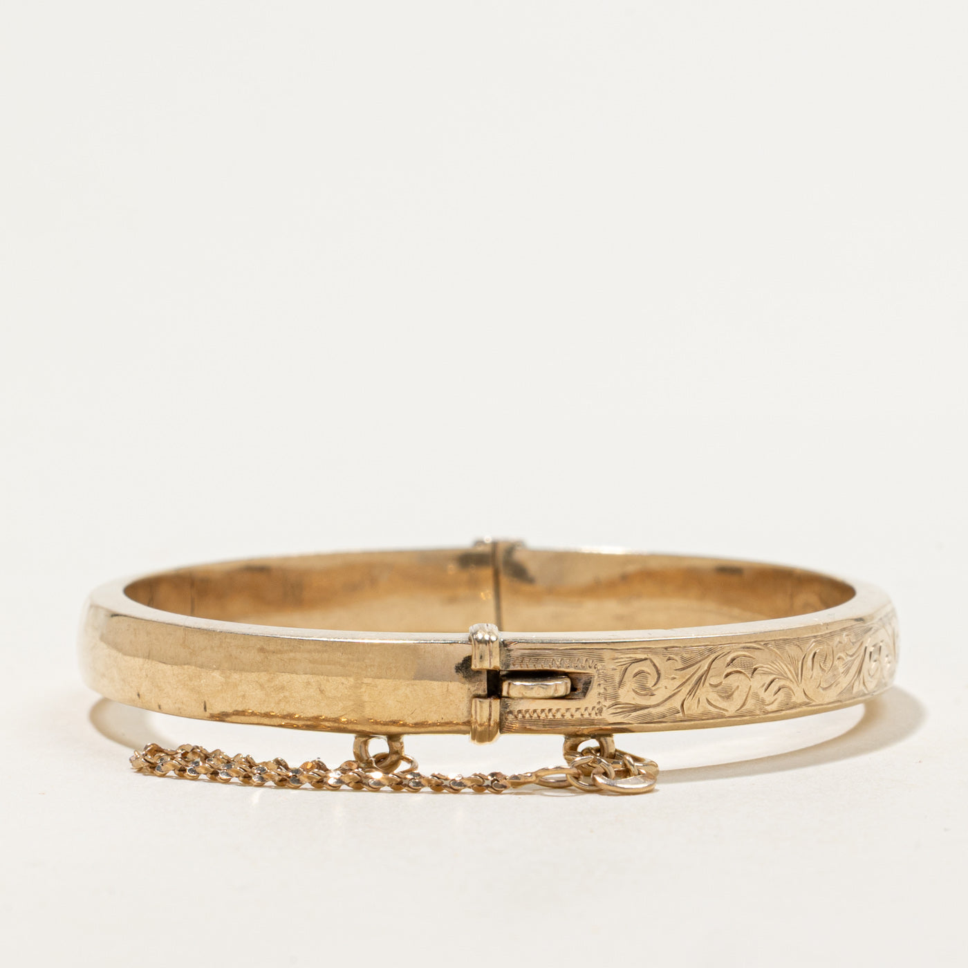 Mid Century ‘Birks’ 9k Engraved Bangle | 6.80mm | 6.5"