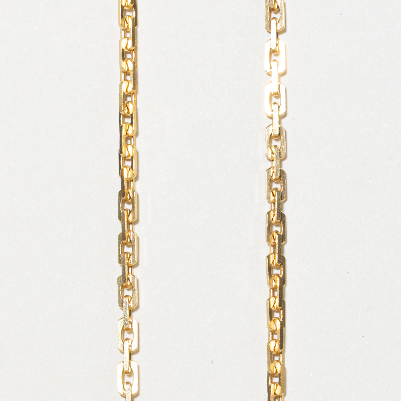 18k Modified Paperclip Chain Necklace | 2.4mm | 17"
