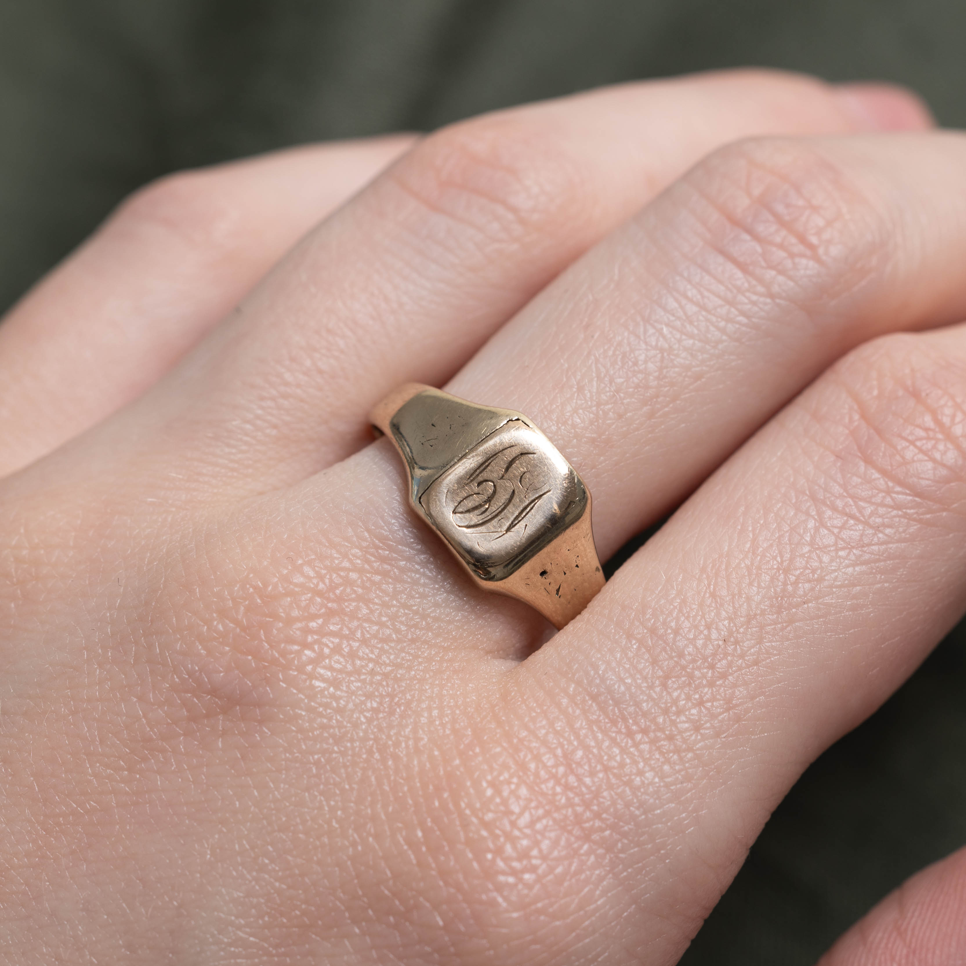 10k Yellow Gold Initialized Signet Ring | SZ 10.25
