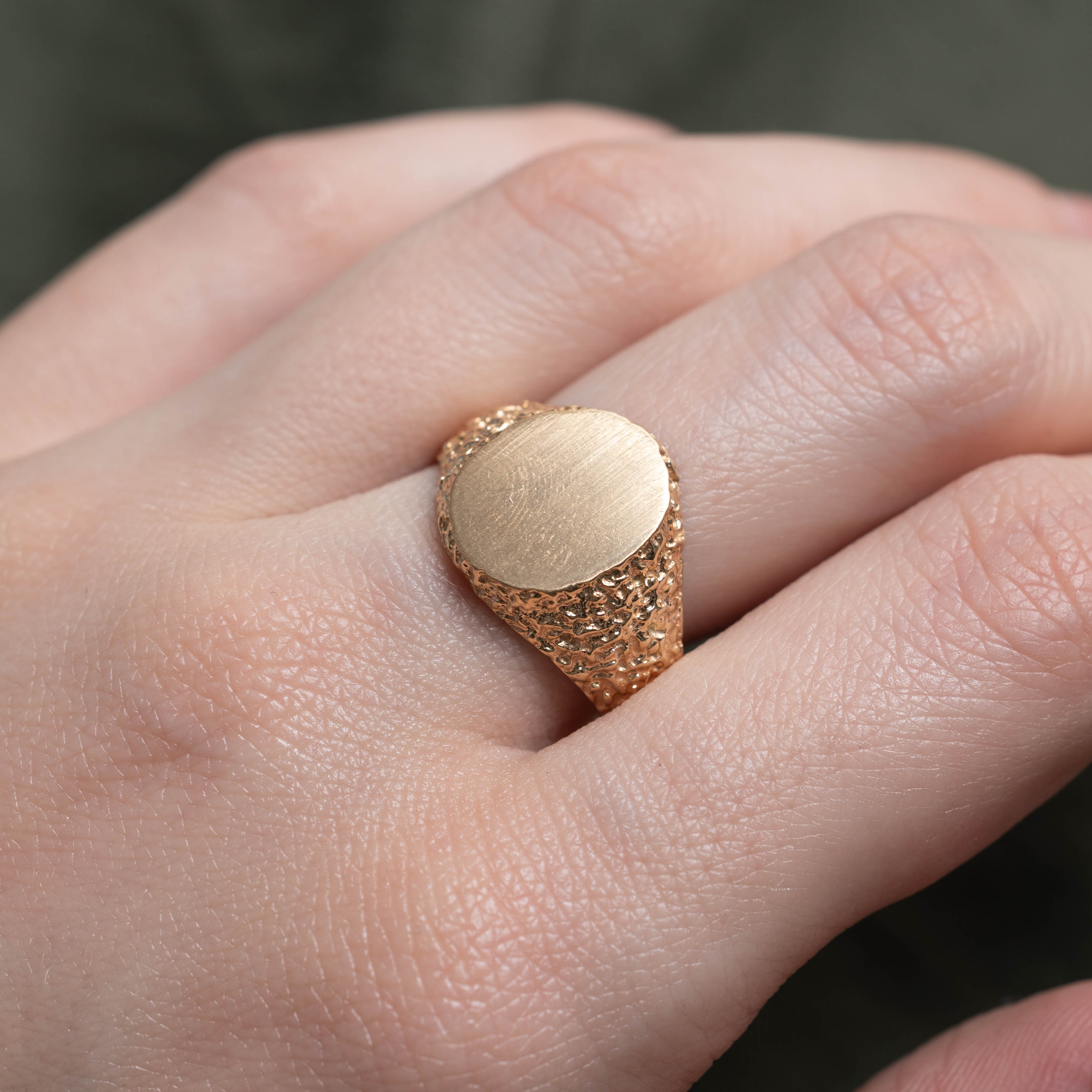 14k Rough Textured Signet Ring | SZ 9.75