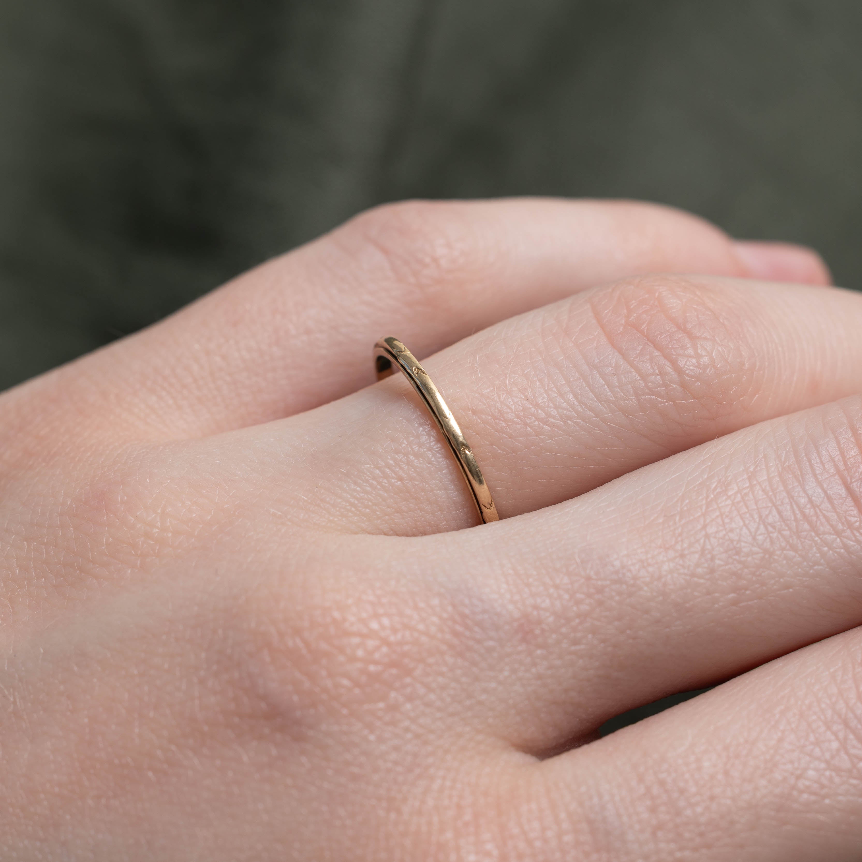 14k Yellow Gold Engraved Thin Band | 1.45mm | SZ 6.75