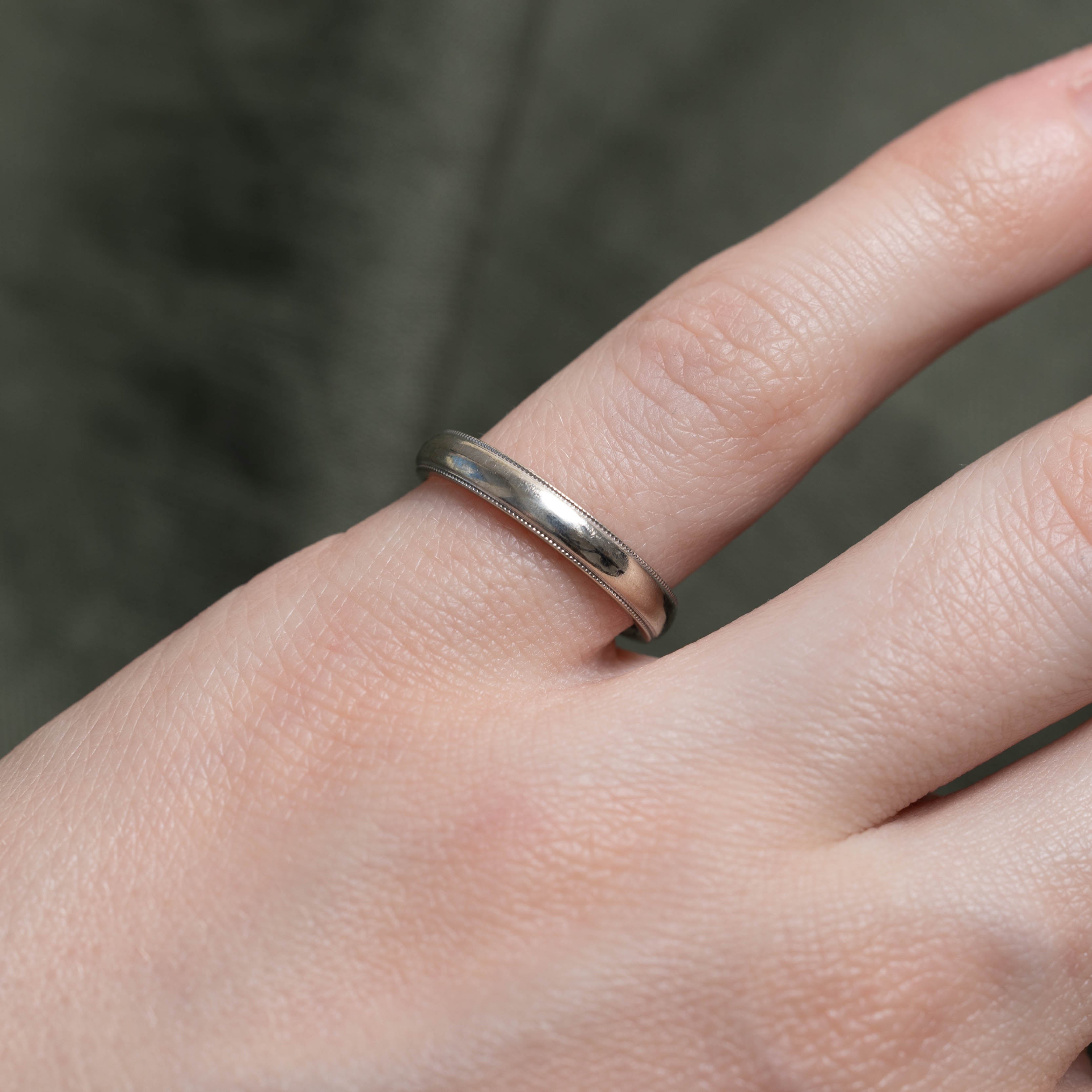 ‘Birks' White Gold Milgrained Band | 3.70mm | SZ 6