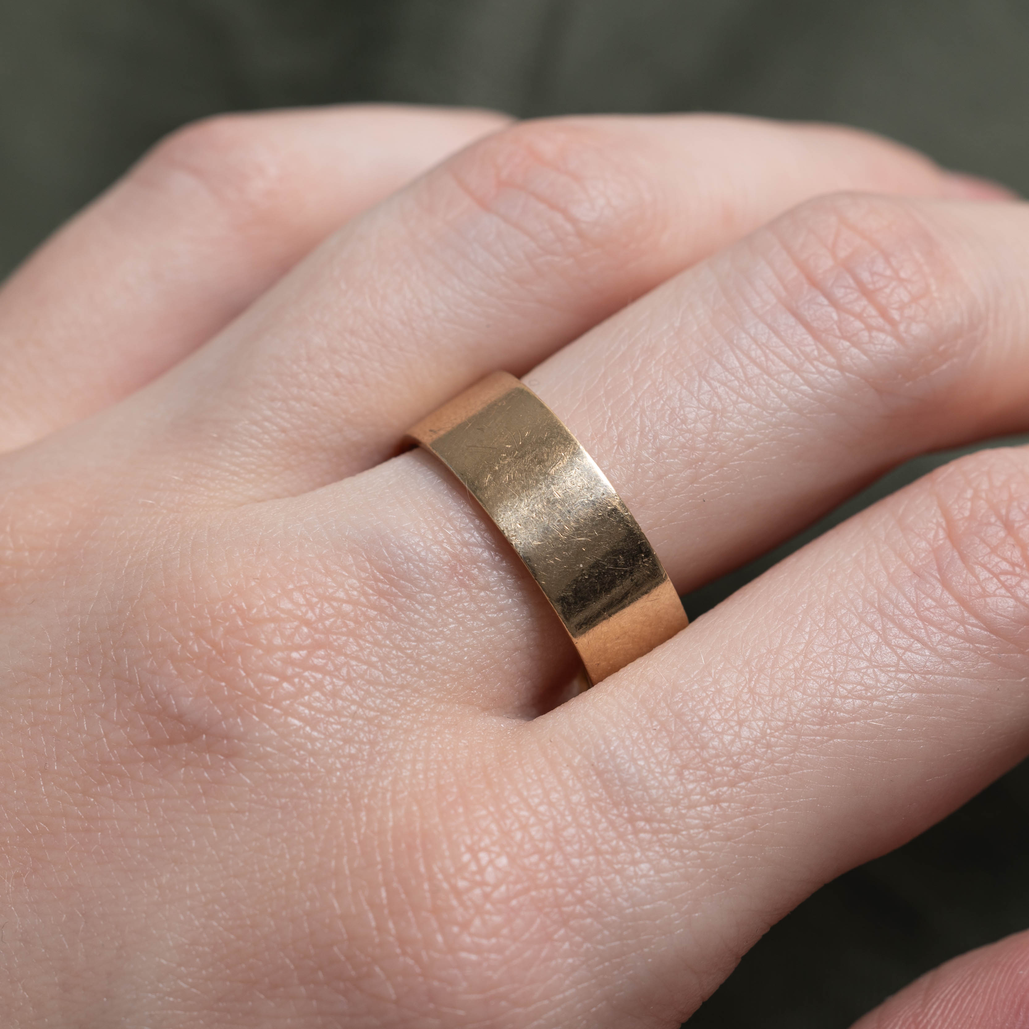 10k Yellow Gold Plain Band | 7.5mm | SZ 9.25