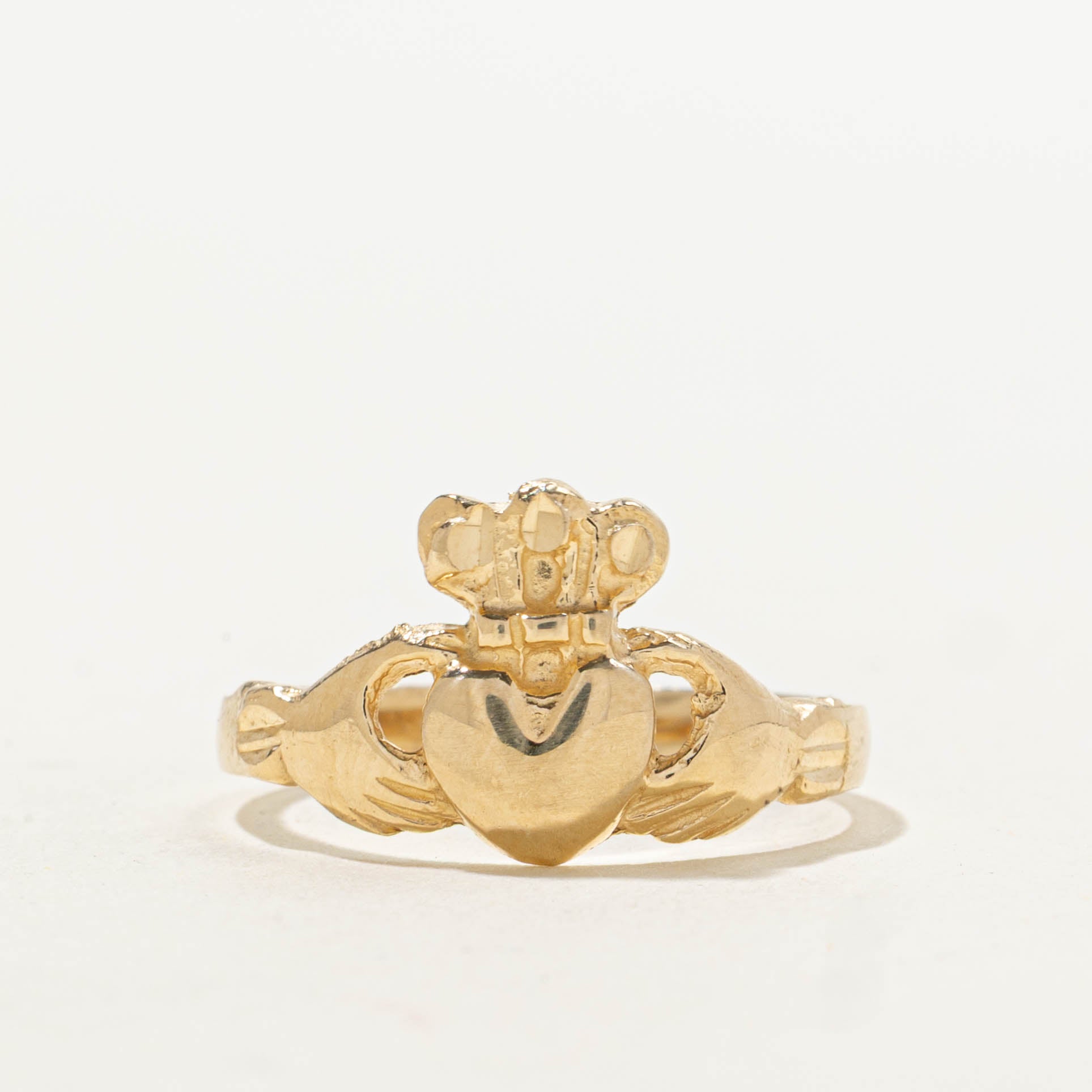 10k Yellow Gold Claddagh Ring | SZ 5.75