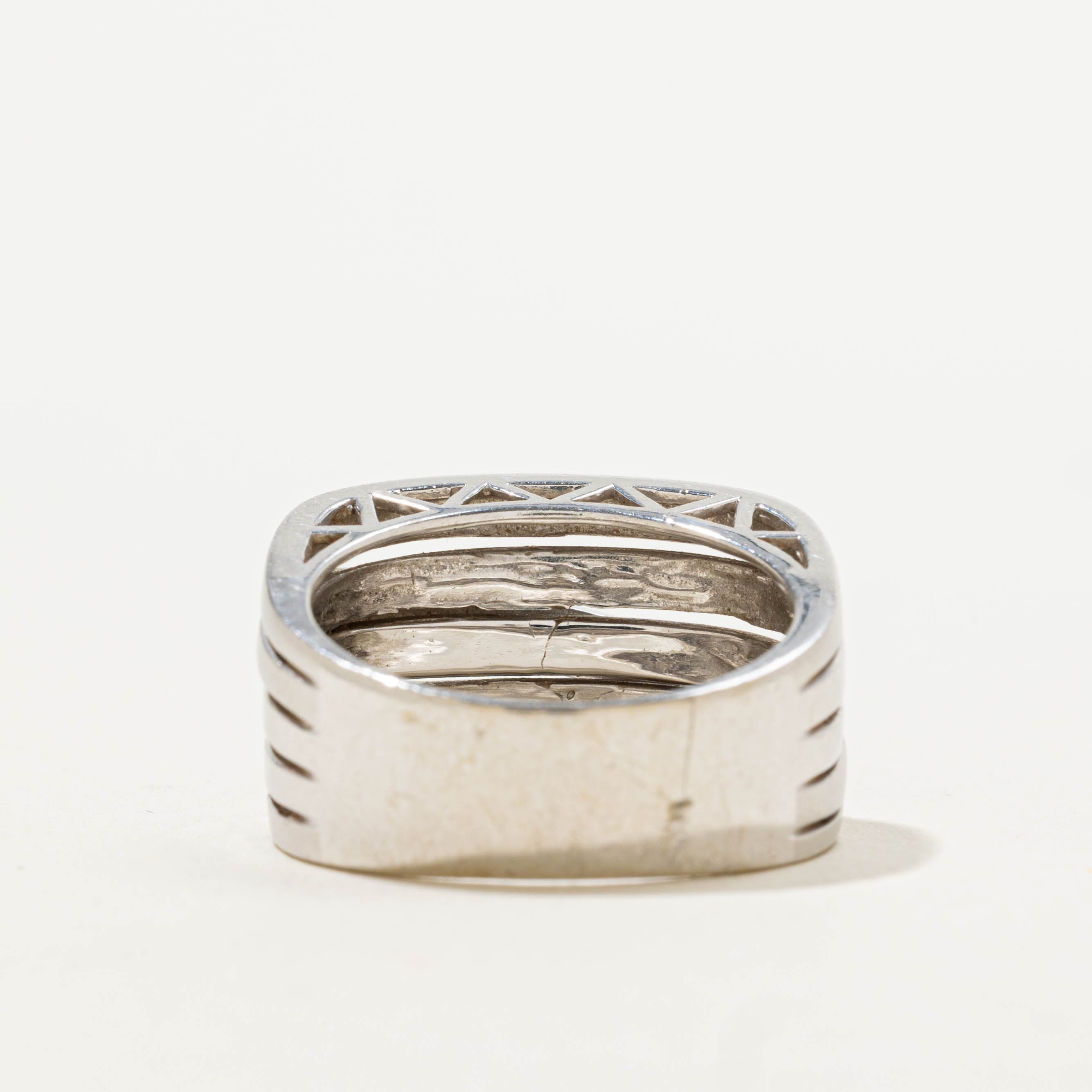 14k White Gold Faux Interlocking Ring | SZ 7.5