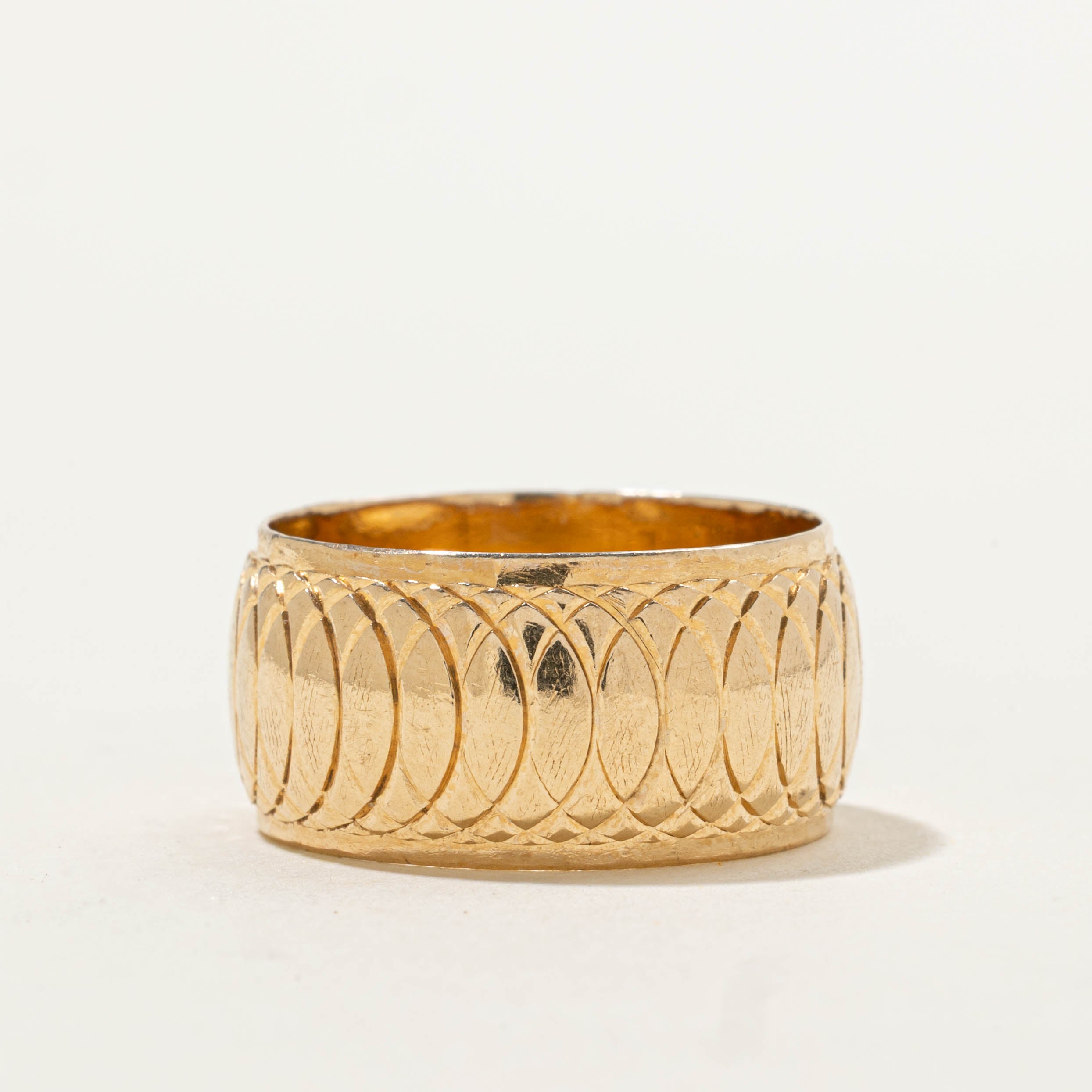 14k Circular Engraved Cigar Band | 10.20mm | SZ 8