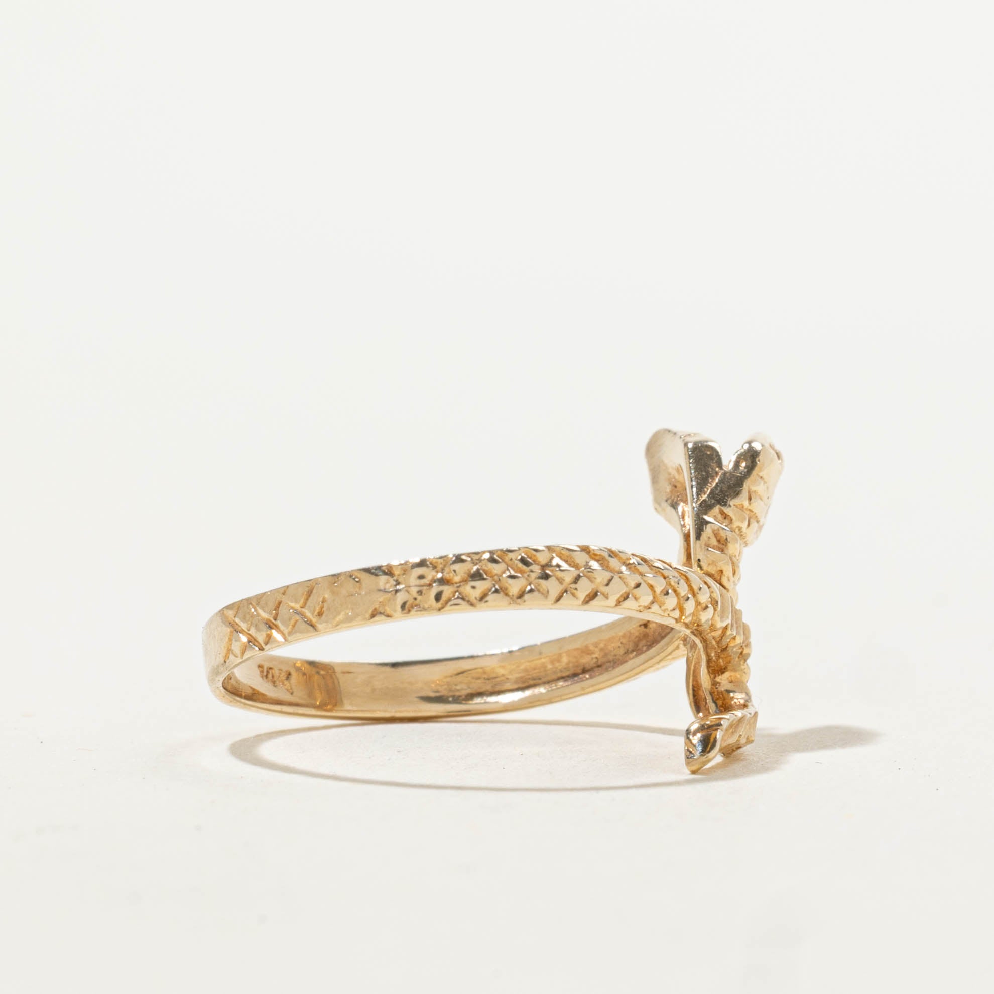 10k Yellow Gold Textured Snake Ring | SZ 6