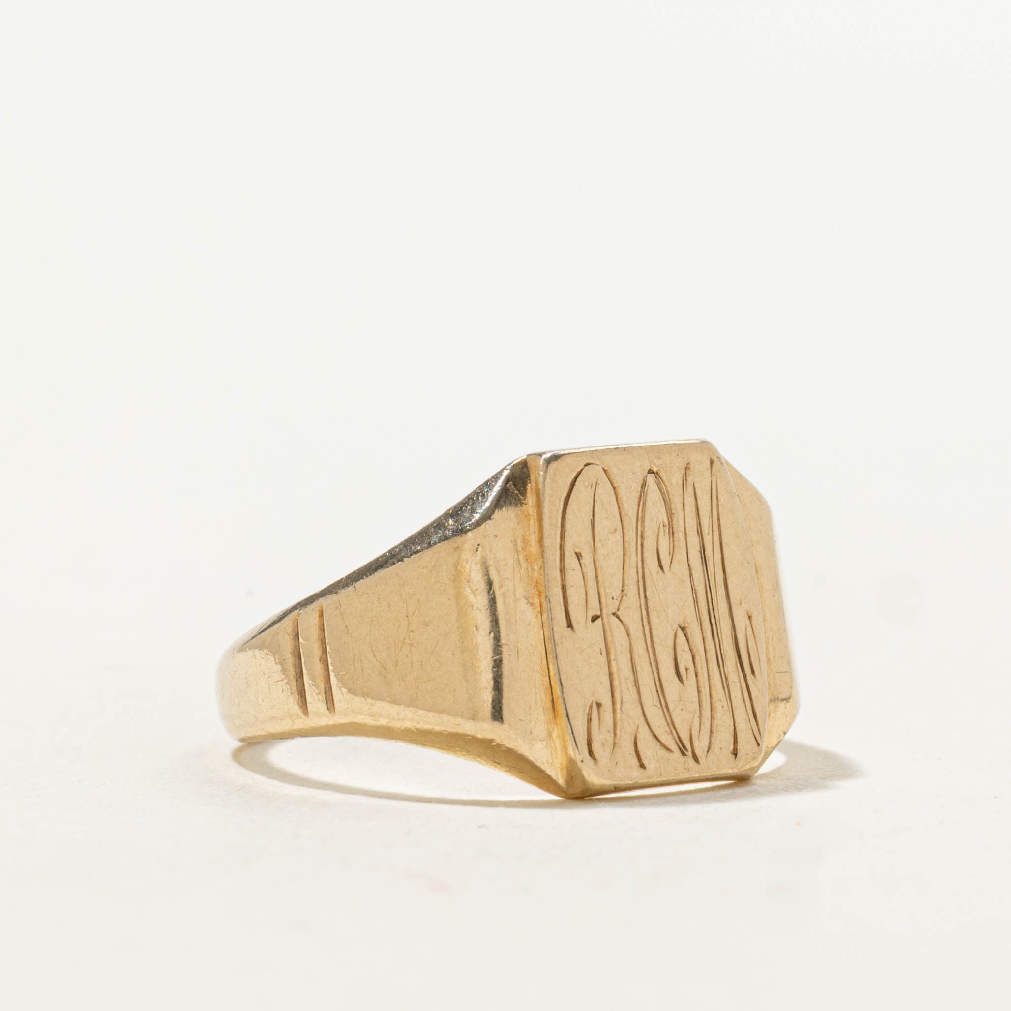 10k “RCM” Initialized Signet Ring | SZ 4.75
