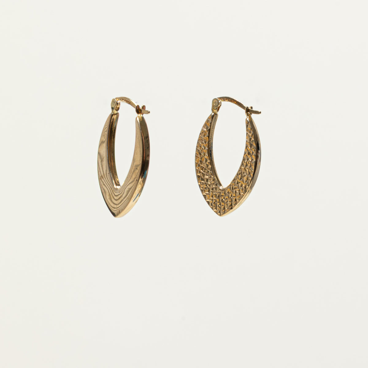 14k Diamond-Cut Marquise Hoop Earrings