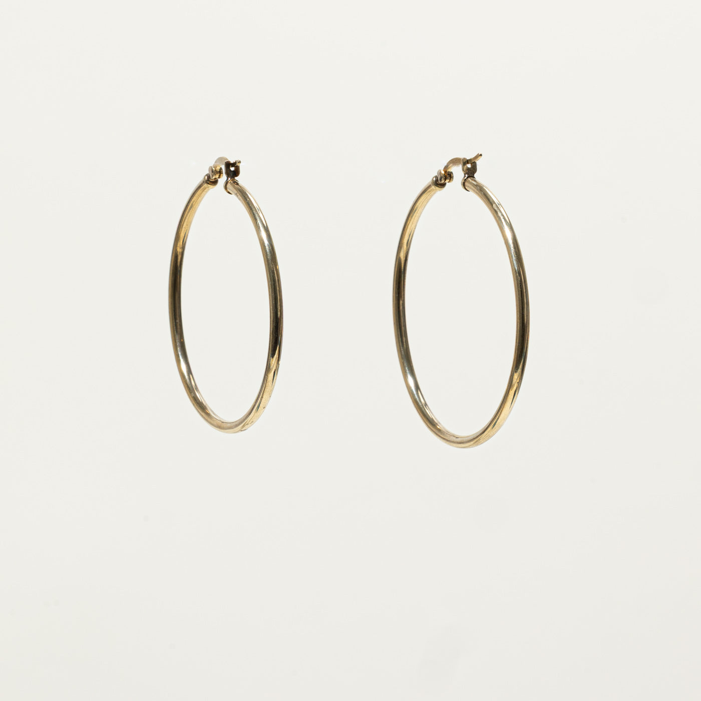 9k Yellow Gold Thin Hoop Earrings