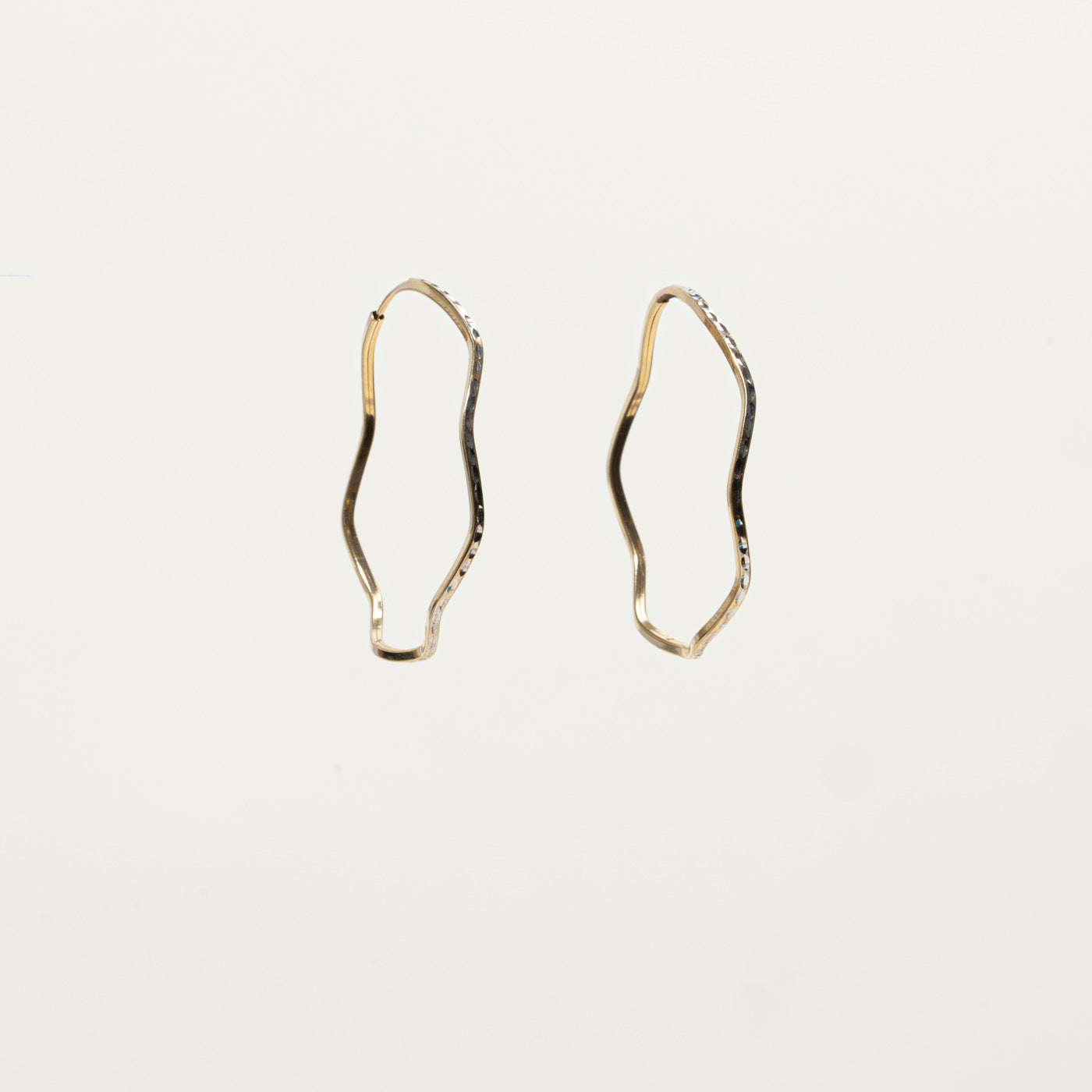 10k Yellow Gold Textured Wavy Hoop Earrings