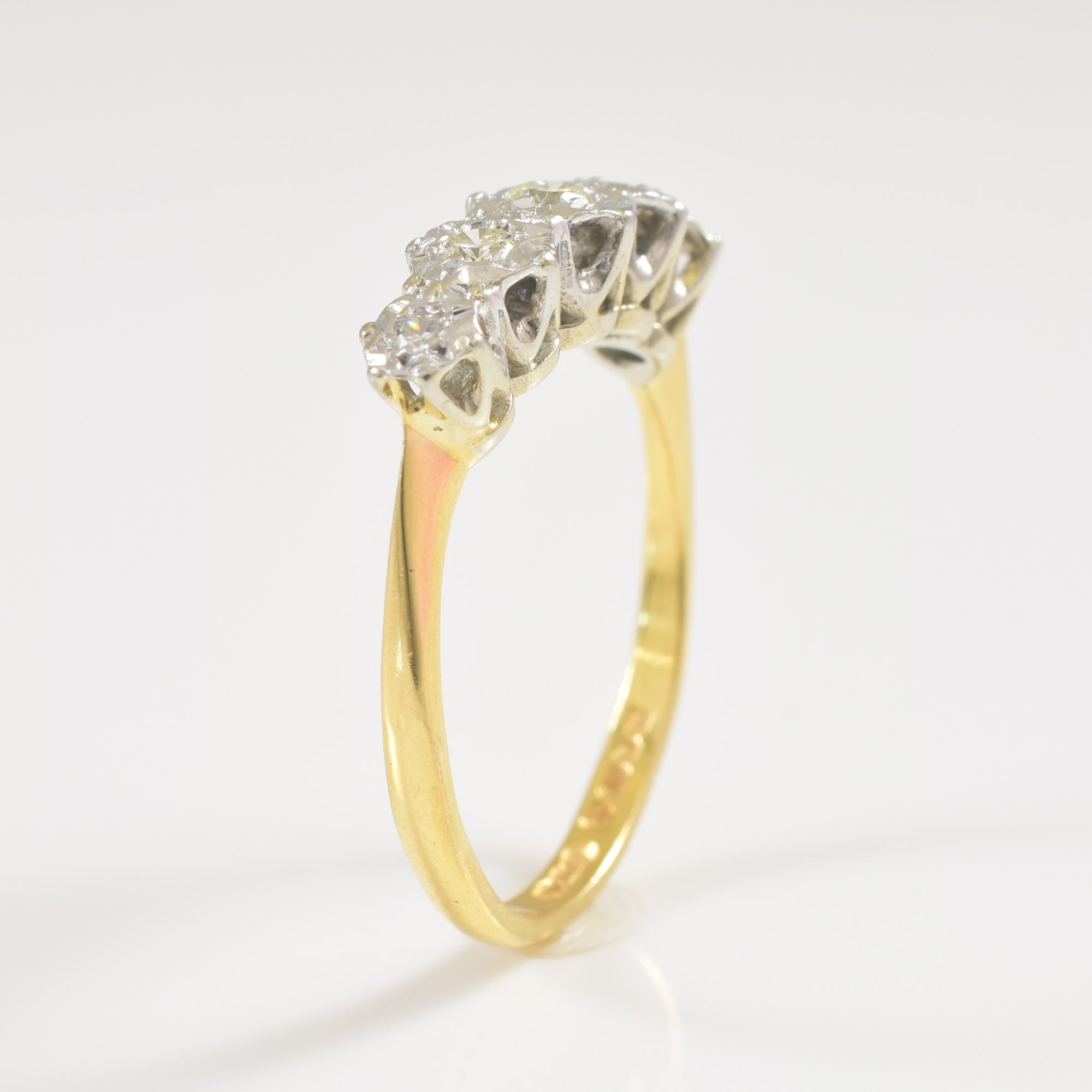 1968 Five Stone Diamond Ring | 0.15ctw | SZ 6.5 |