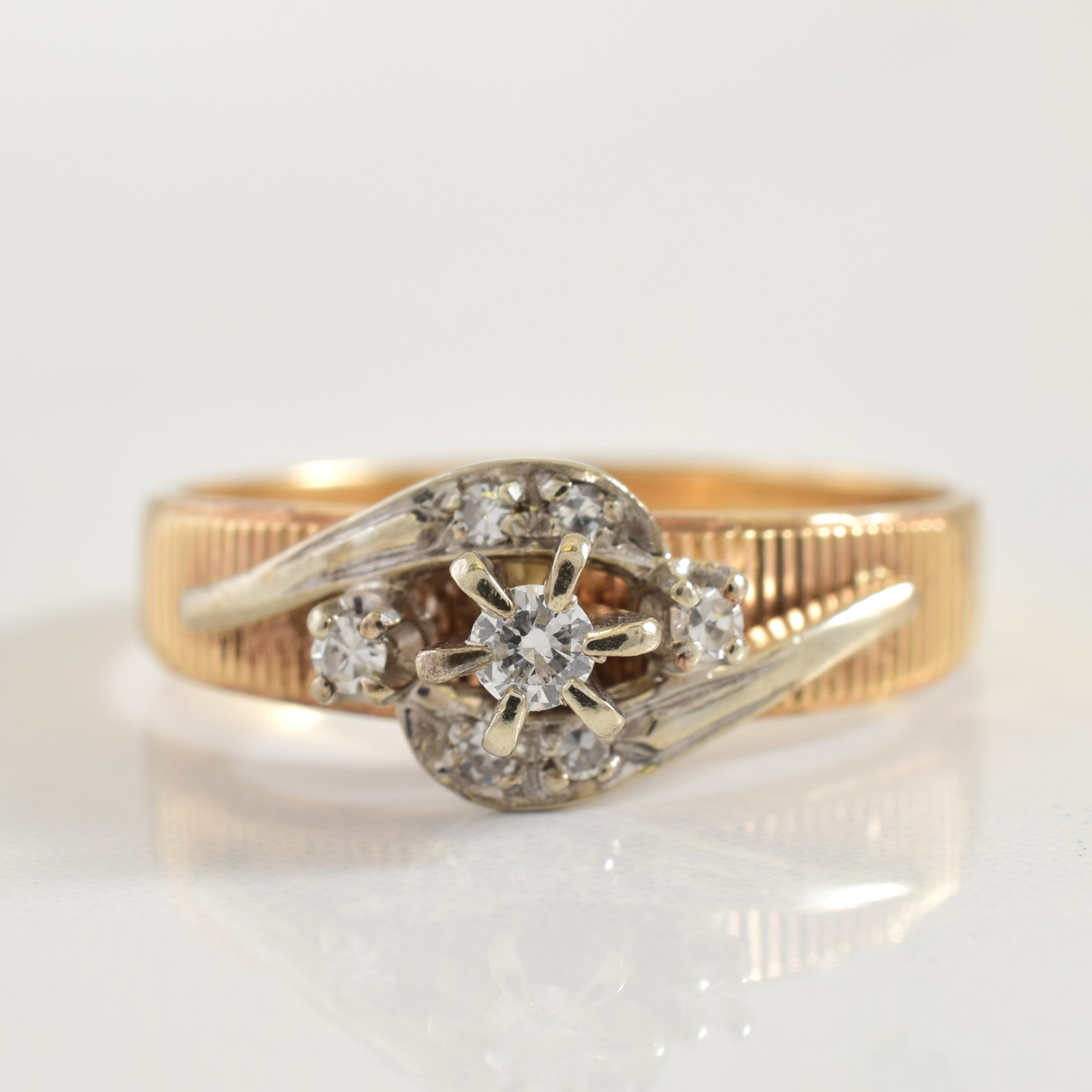 Diamond Wave Ring | 0.12ctw | SZ 9.75 |