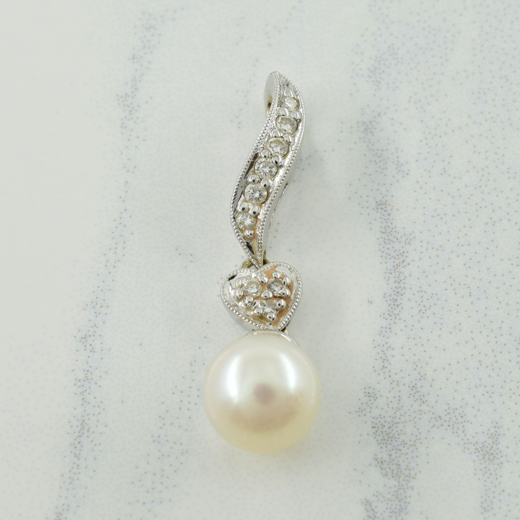 Pearl & Diamond Pendant & Earring Set | 6.70ctw, 0.25ctw |