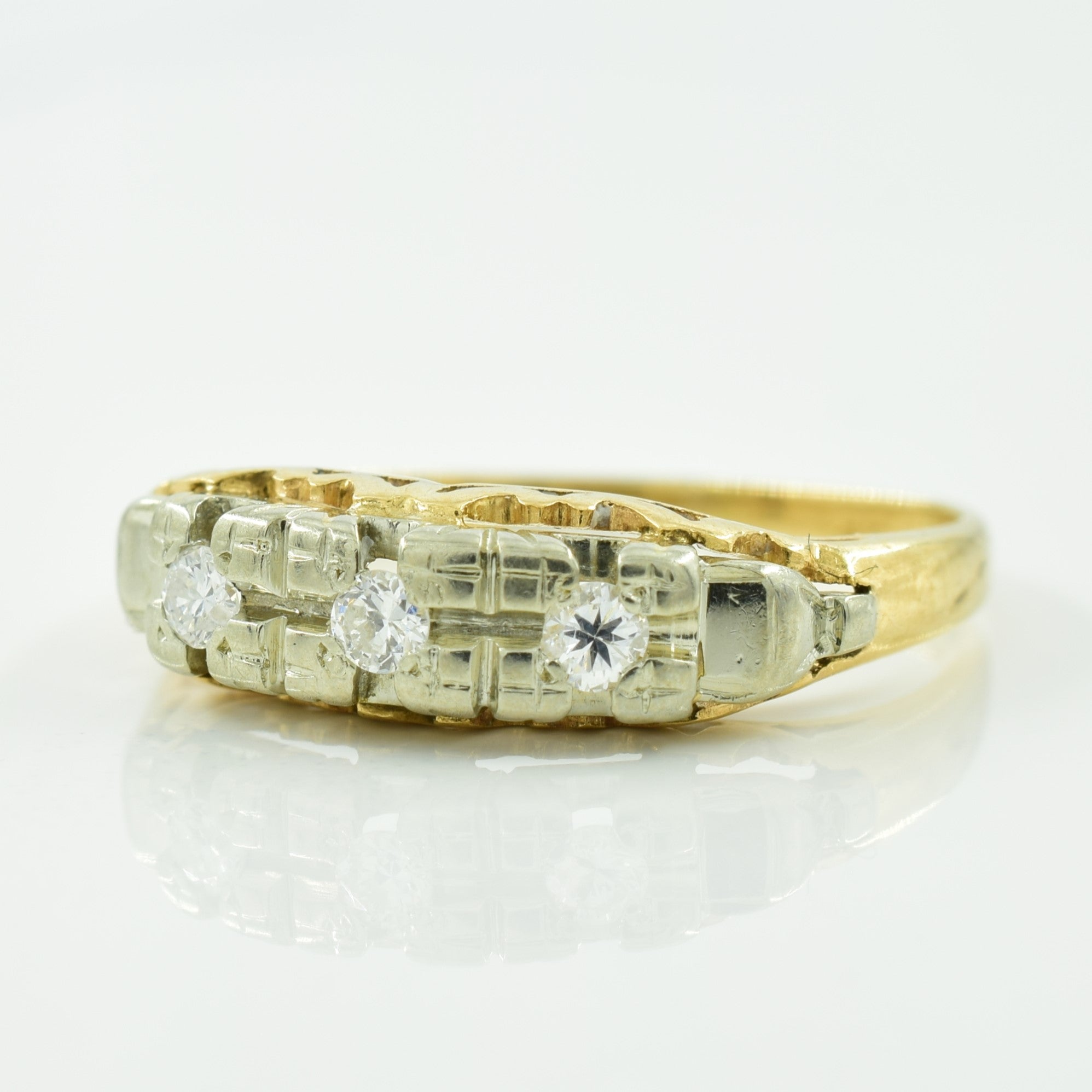 Bague trois diamants | 0,08 ct au total | Taille 5,25 | 