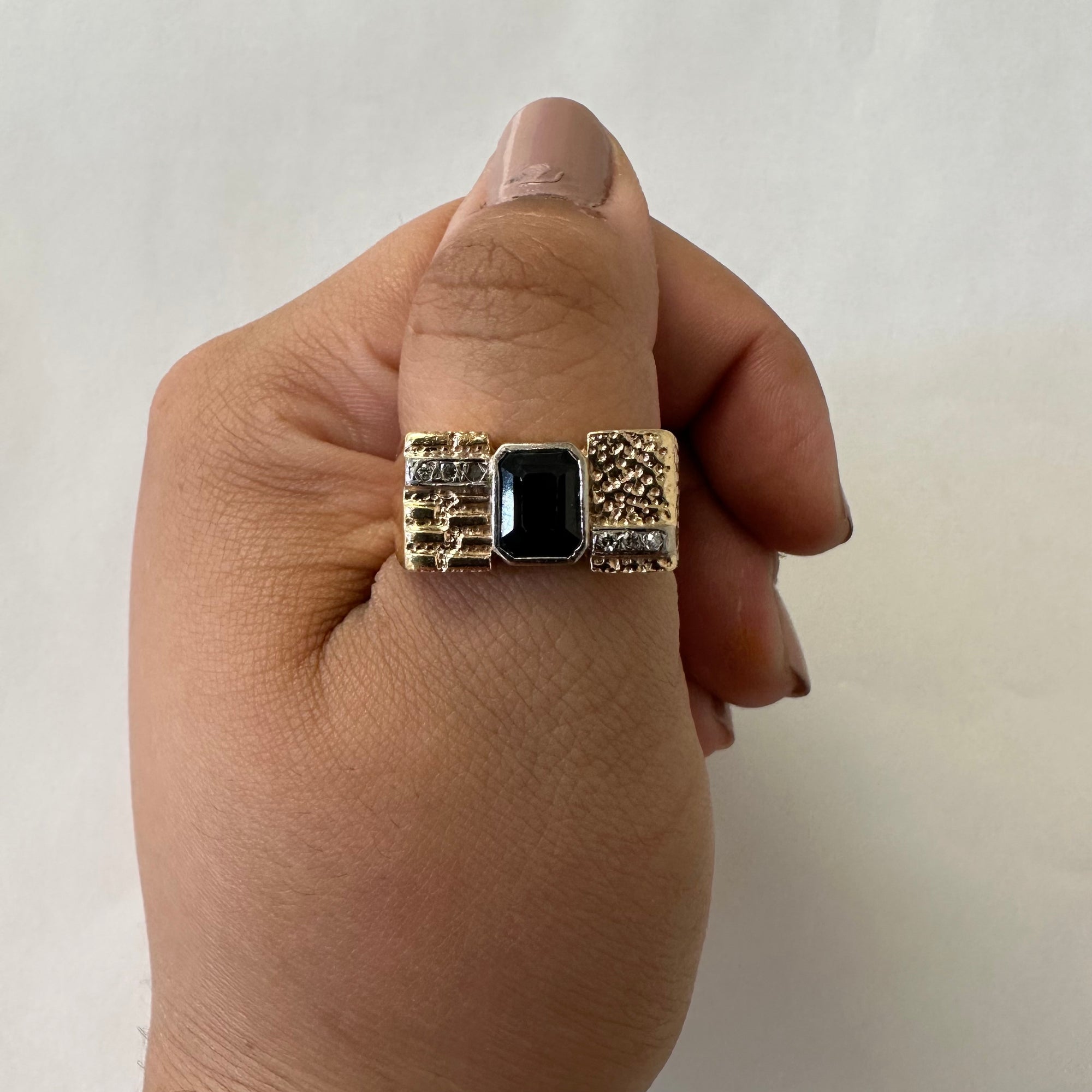 Sapphire & Diamond Flat Edge Ring | 2.34ct, 0.06ctw | SZ 12 |