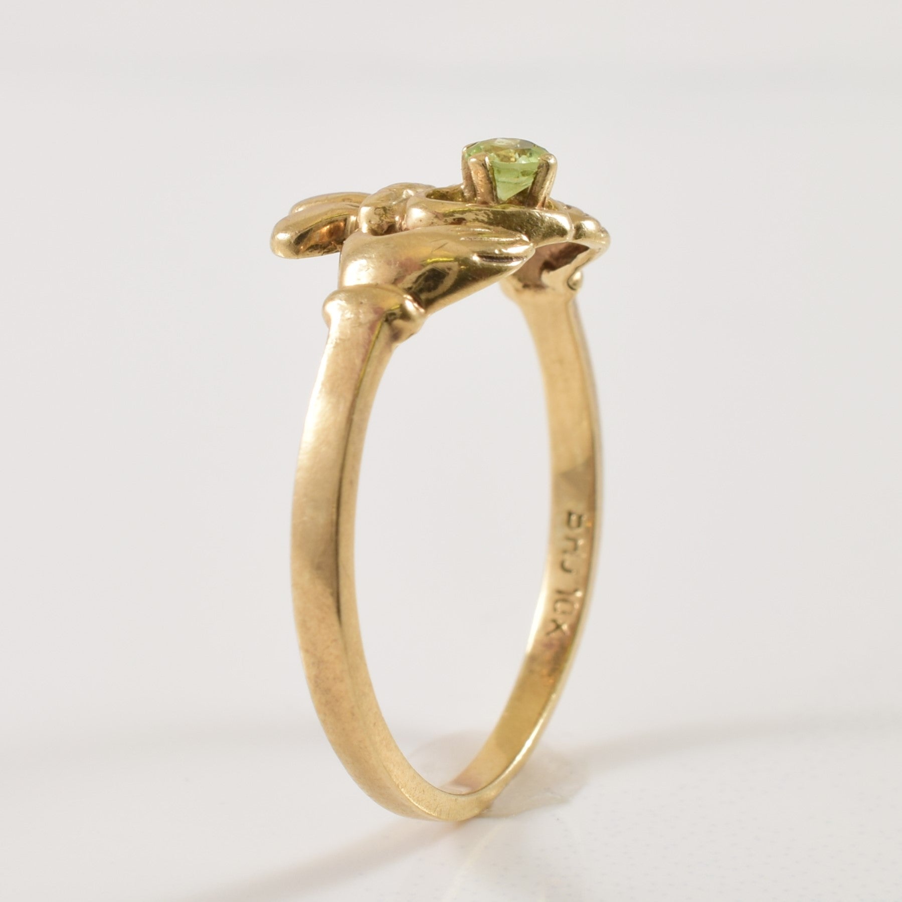 Peridot Claddagh Ring | 0.06ct | SZ 5.75 |