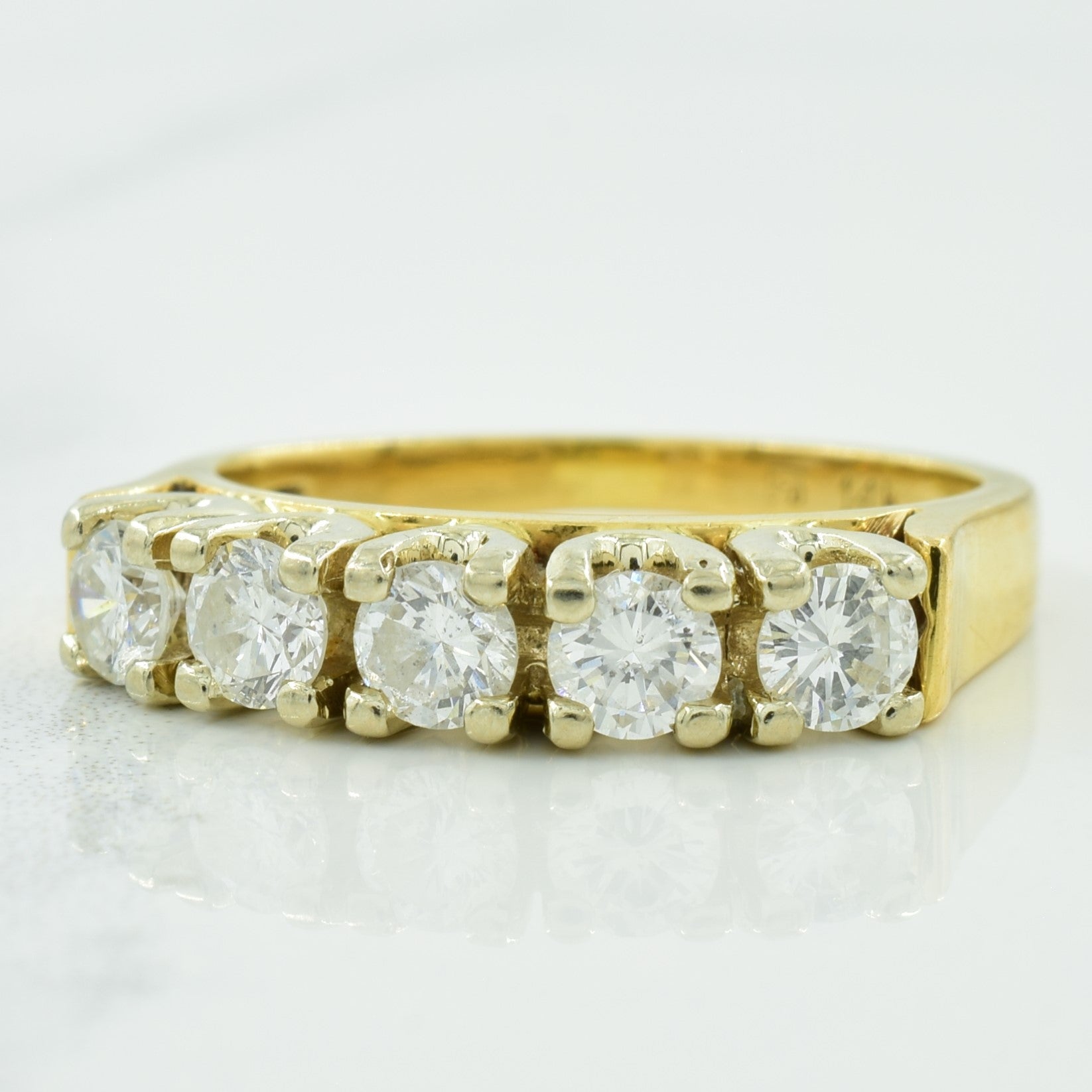 Bague cinq diamants | 0,70 ct au total | Taille 5,25 | 