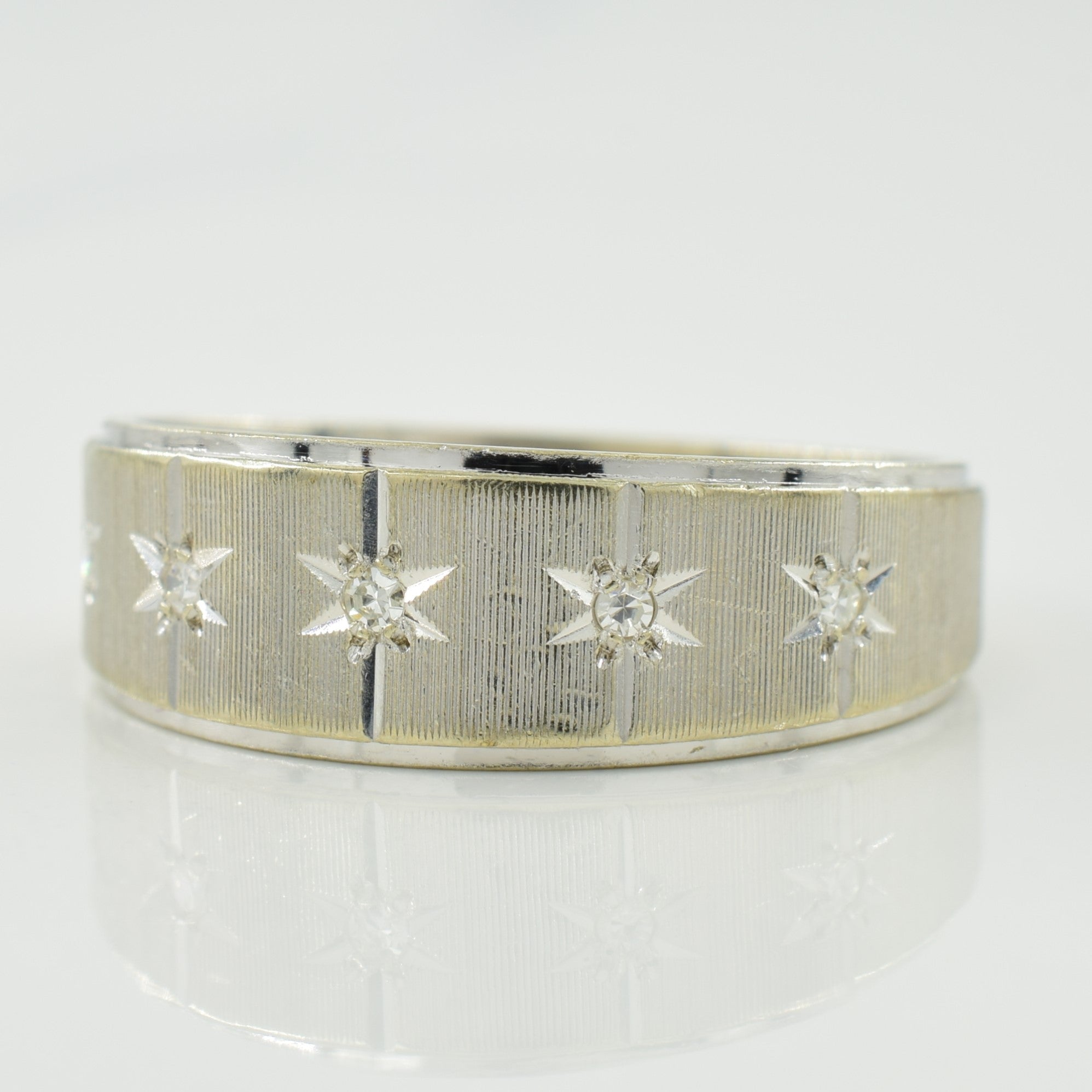 Diamond Starburst Ring | 0.05ctw | SZ 8.5 |