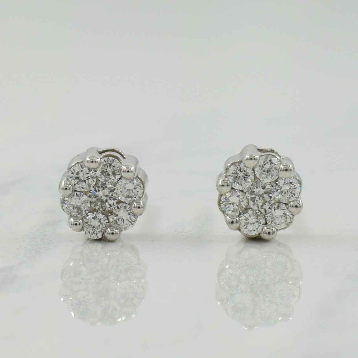Cluster Diamond Earrings | 0.30ctw |