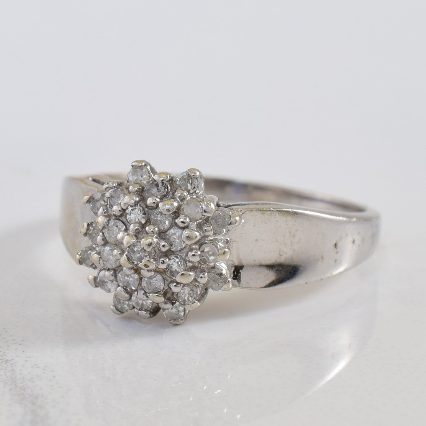 Bague sertie de diamants | 0,12 ct | Taille 4,75 | 