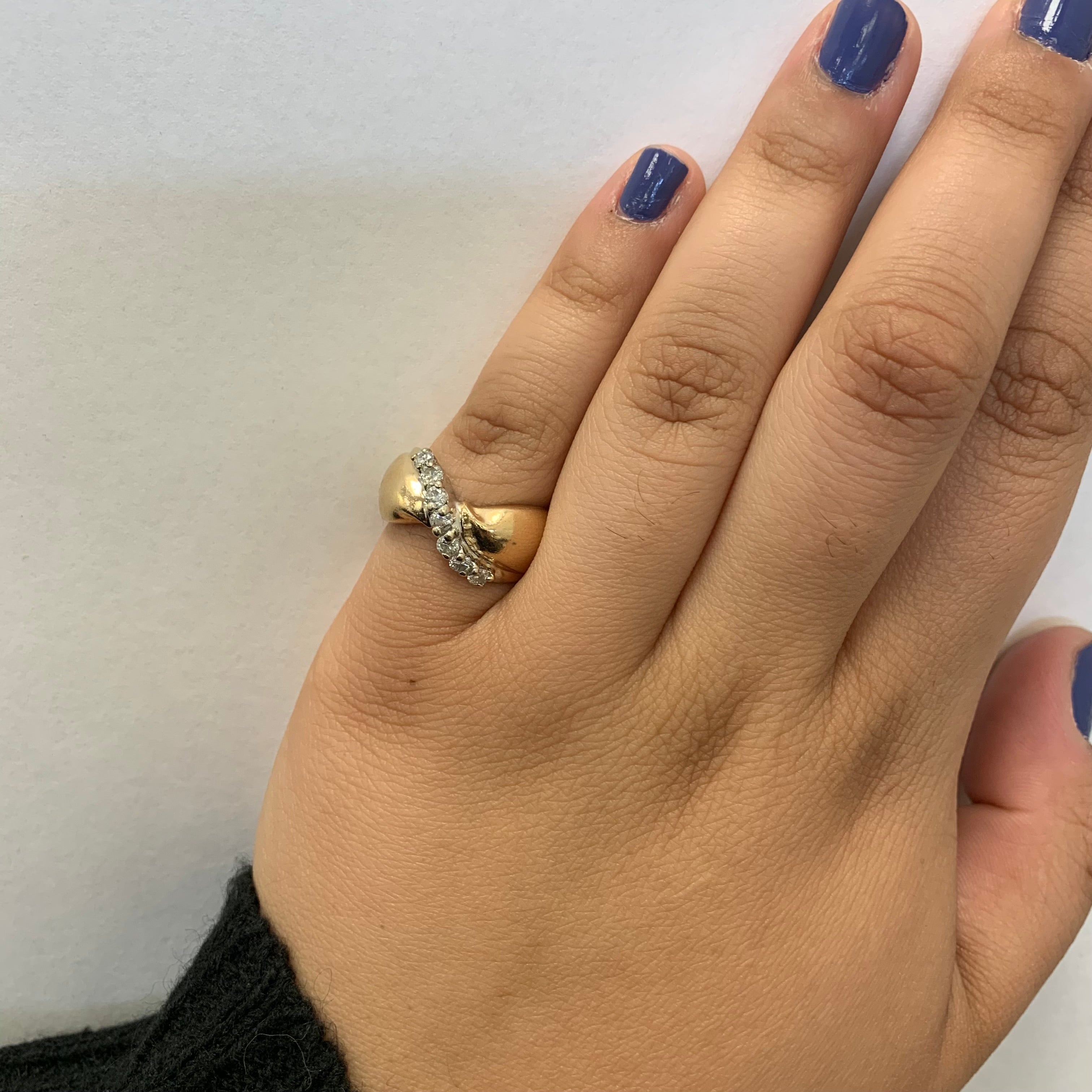 Bow Shape Diamond Bypass Ring | 0.40ctw | SZ 6.5 |