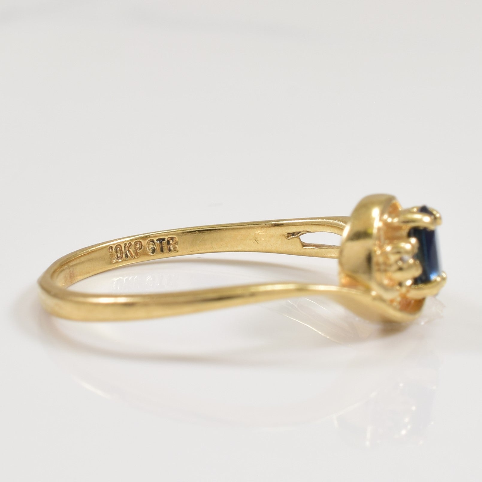 Sapphire & Diamond Ring | 0.23ct, 0.01ct | SZ 6 |