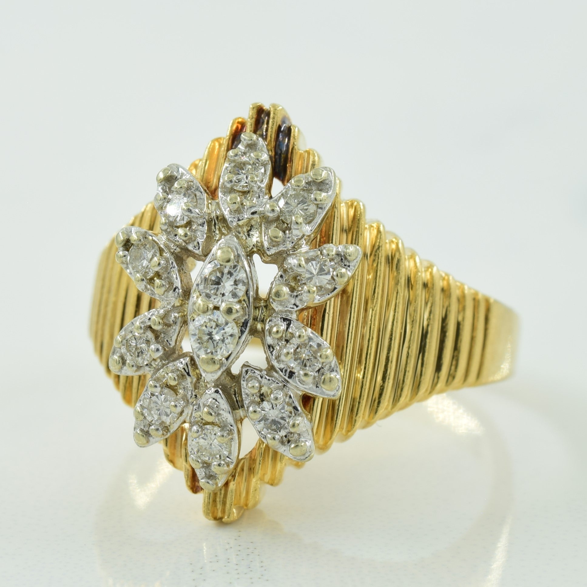 Diamond Cluster Ring | 0.20ctw | SZ 7.25 |